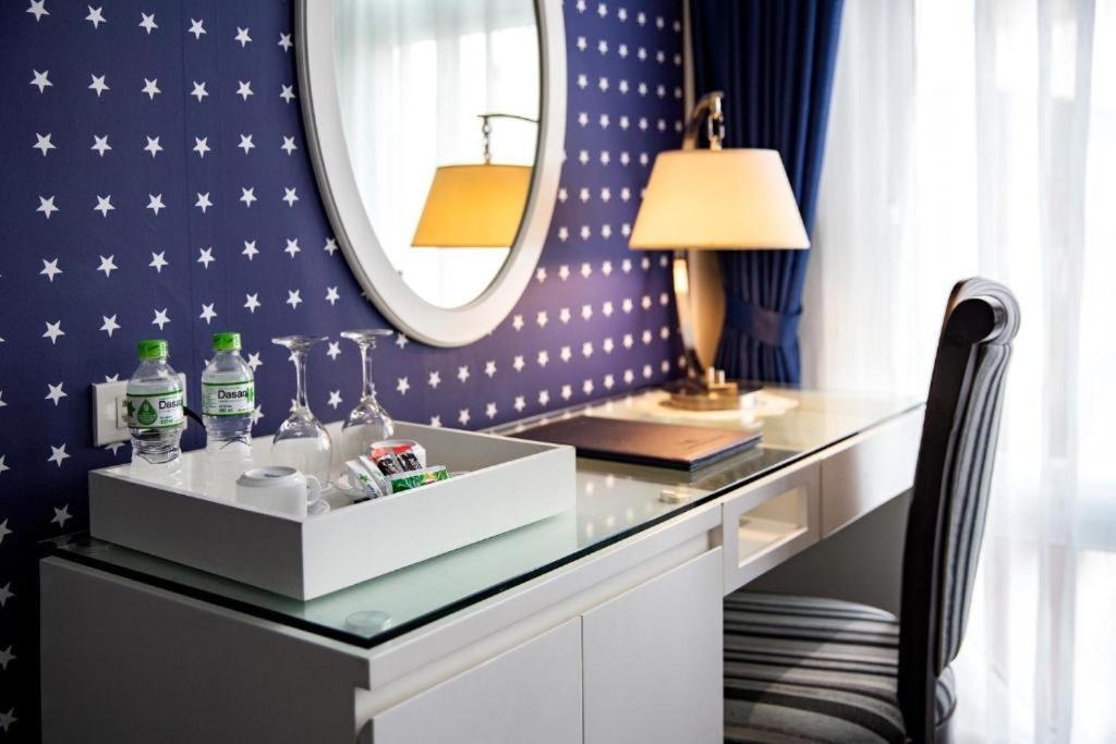 Hotel Victor Metropolis & Rooftop Bar In