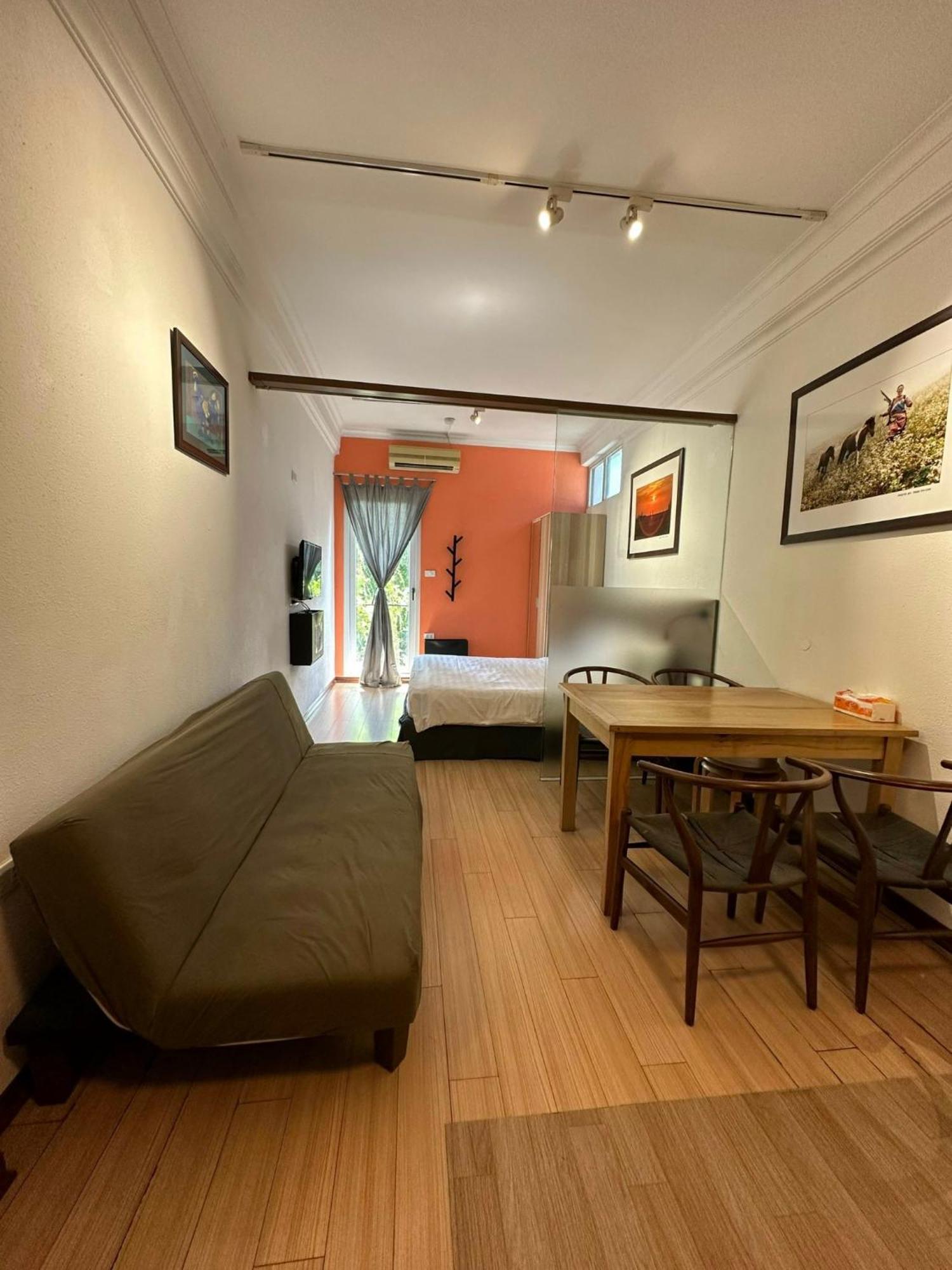 Elegant Studio Yet Kieu Apartment *