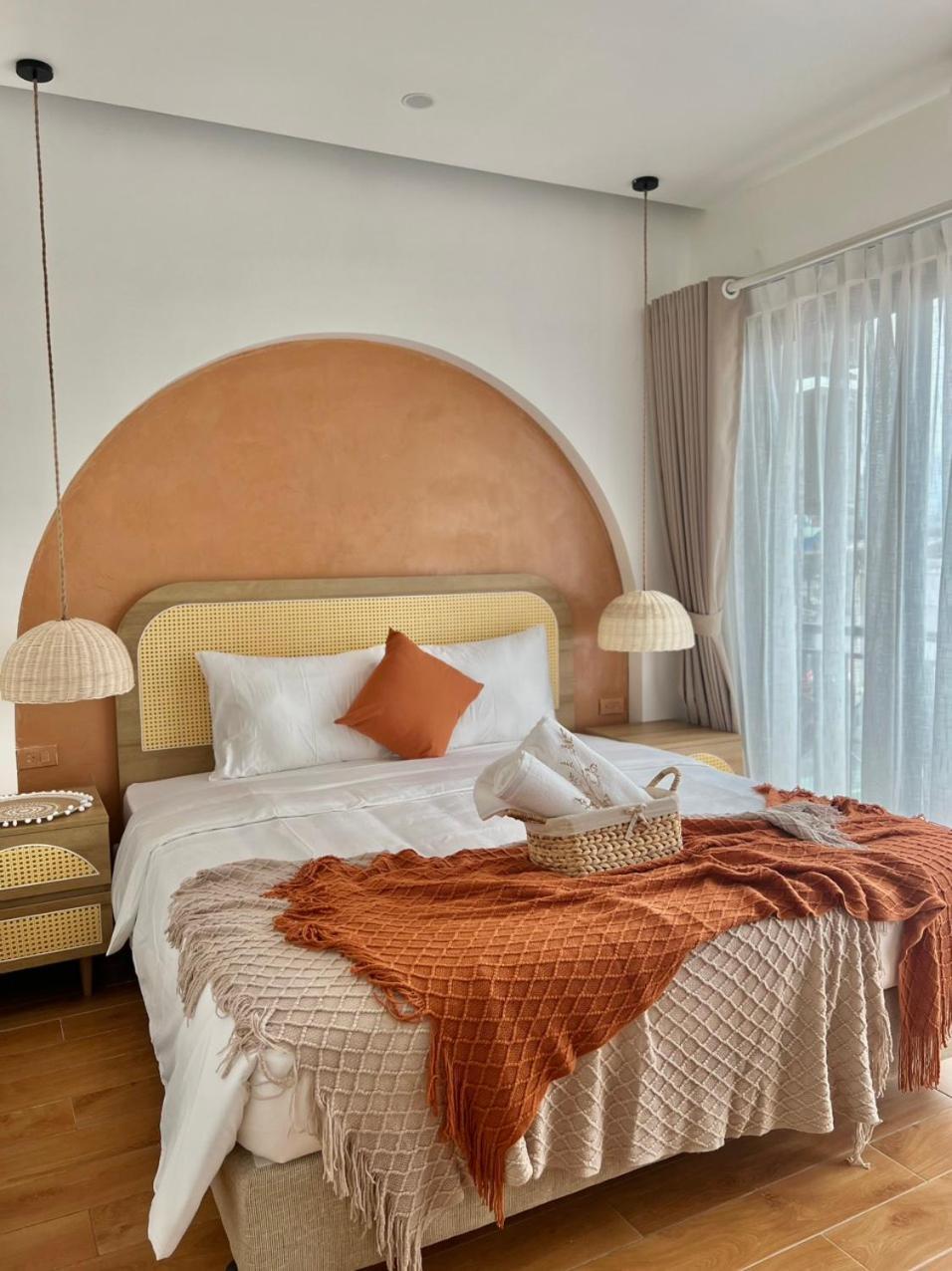 Irest Orange Tay Ho Lakeside * Hanoi