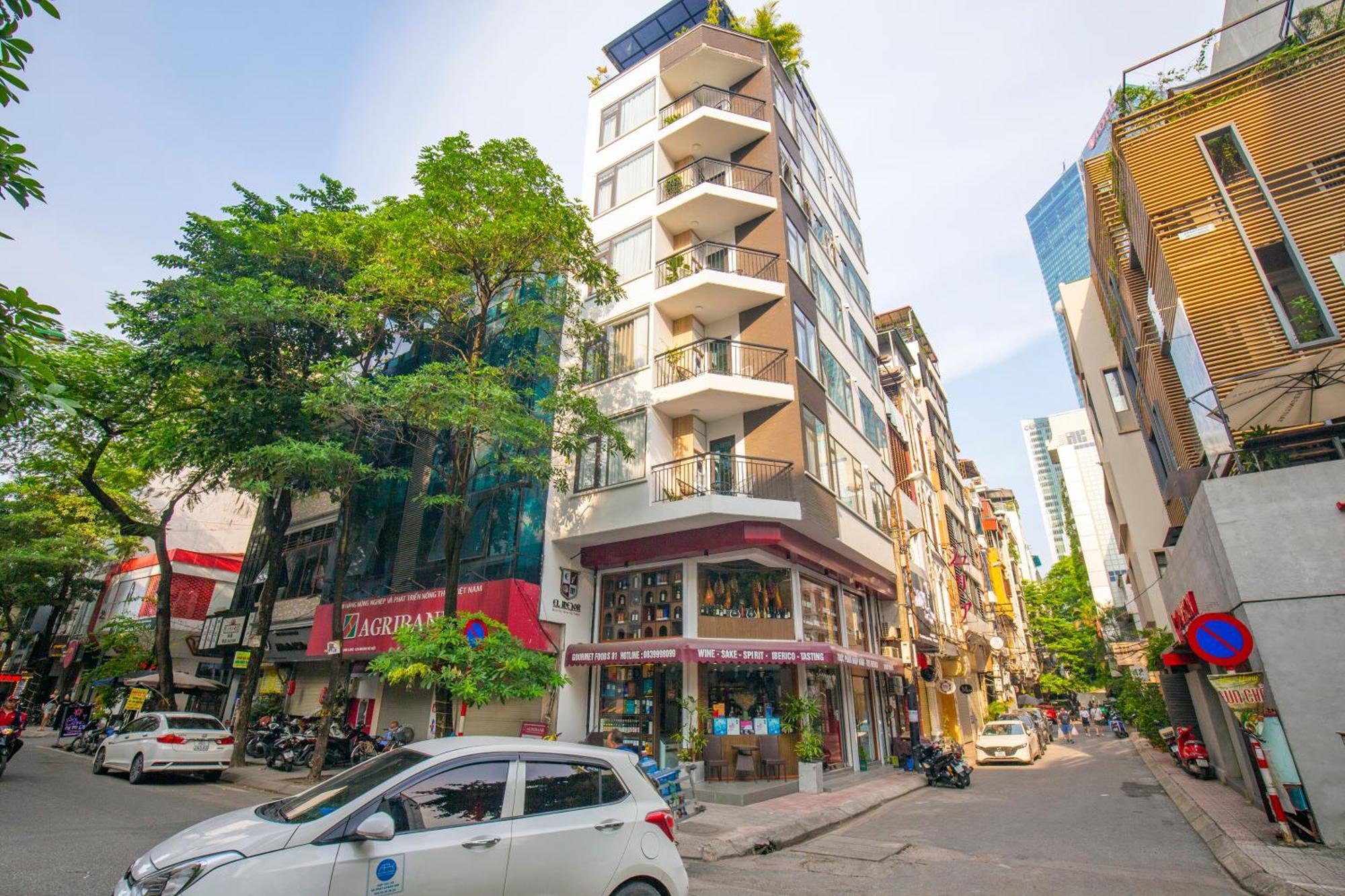 Sumitomo13 - At 81 Linh Lang Street Hanoi