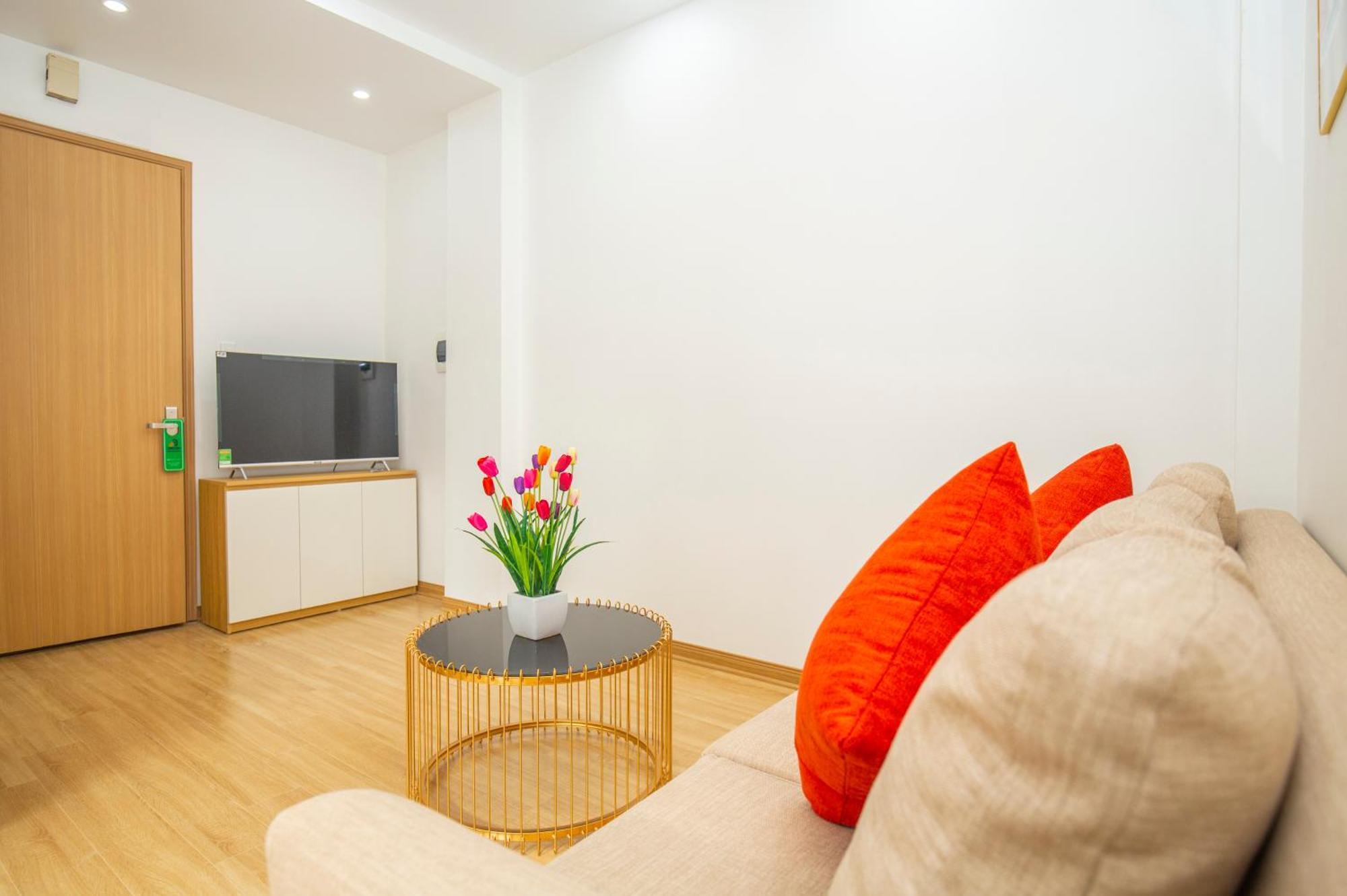 Sumitomo11 - No 5 Lane 39 Linh Lang Street Apartment