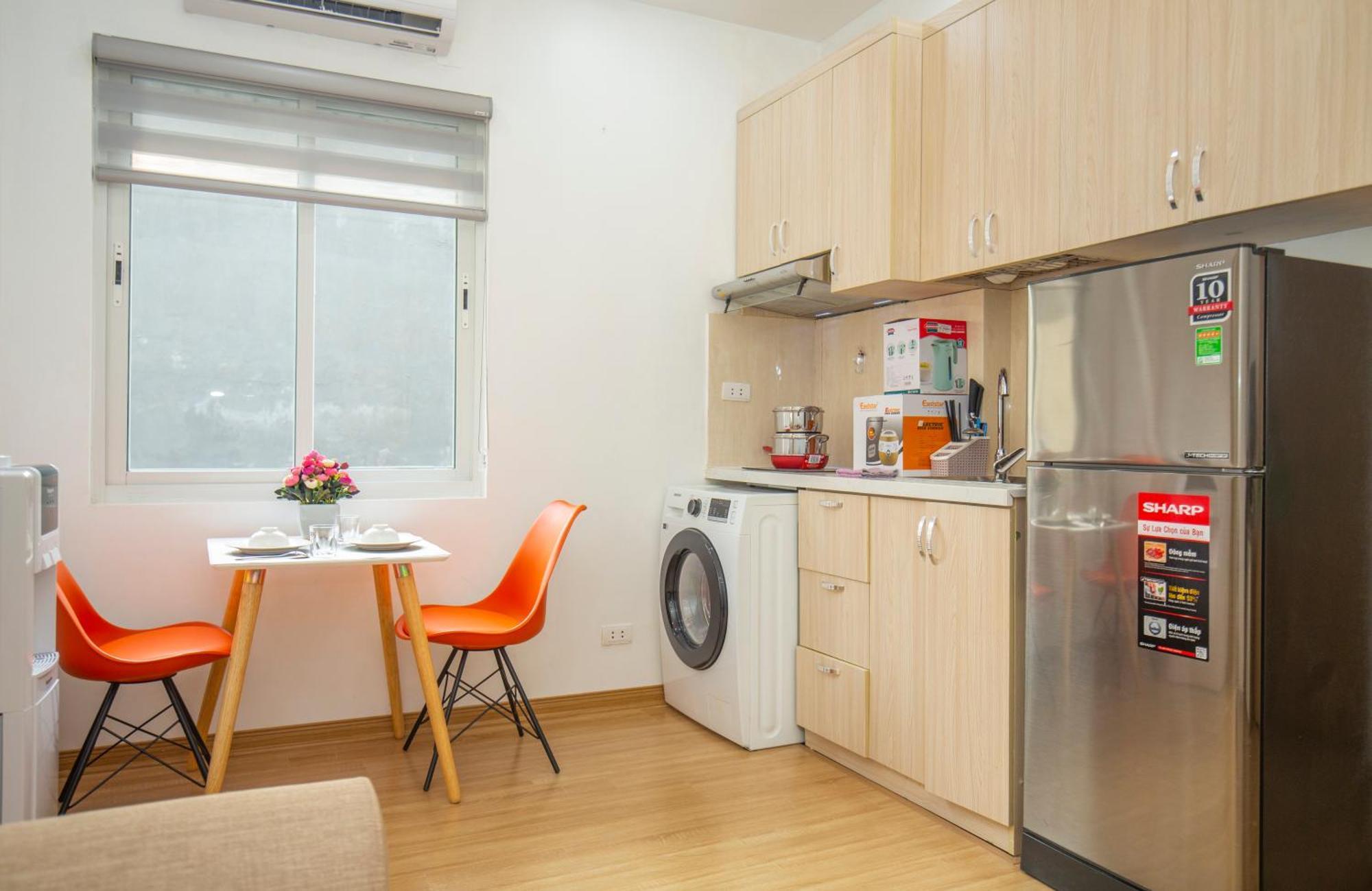 Apartment Sumitomo11 - No 5 Lane 39 Linh Lang Street Hanoi