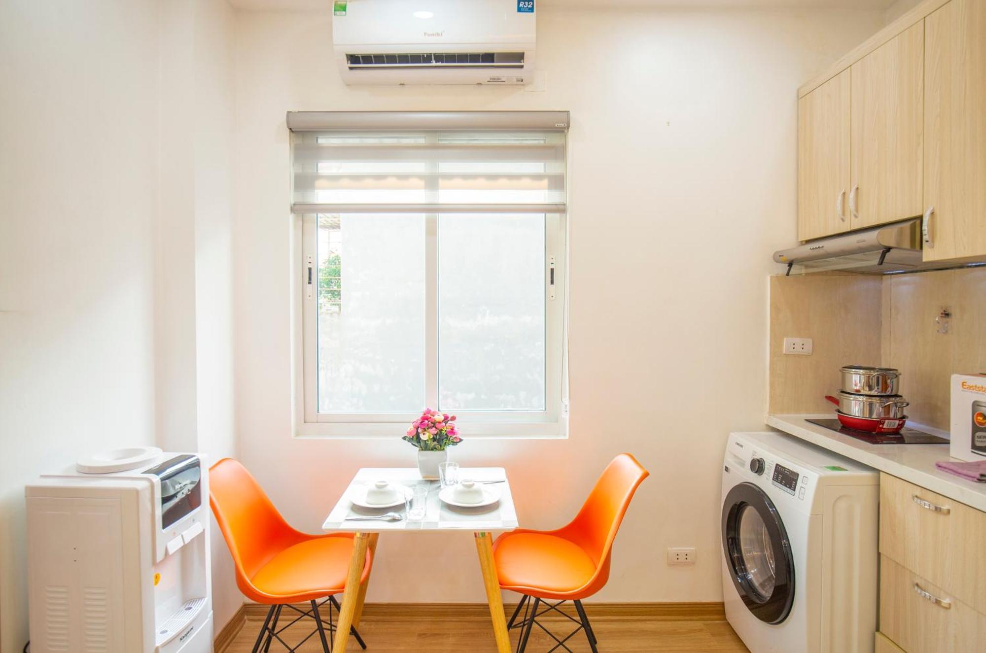 Sumitomo11 - No 5 Lane 39 Linh Lang Street Apartment Hanoi
