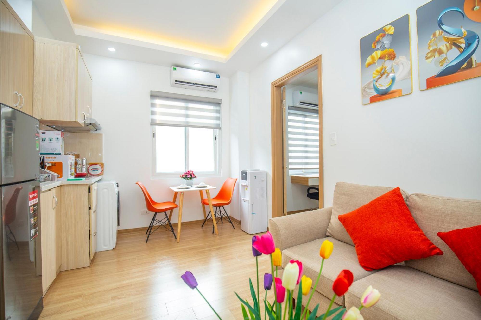 Apartment Sumitomo11 - No 5 Lane 39 Linh Lang Street *