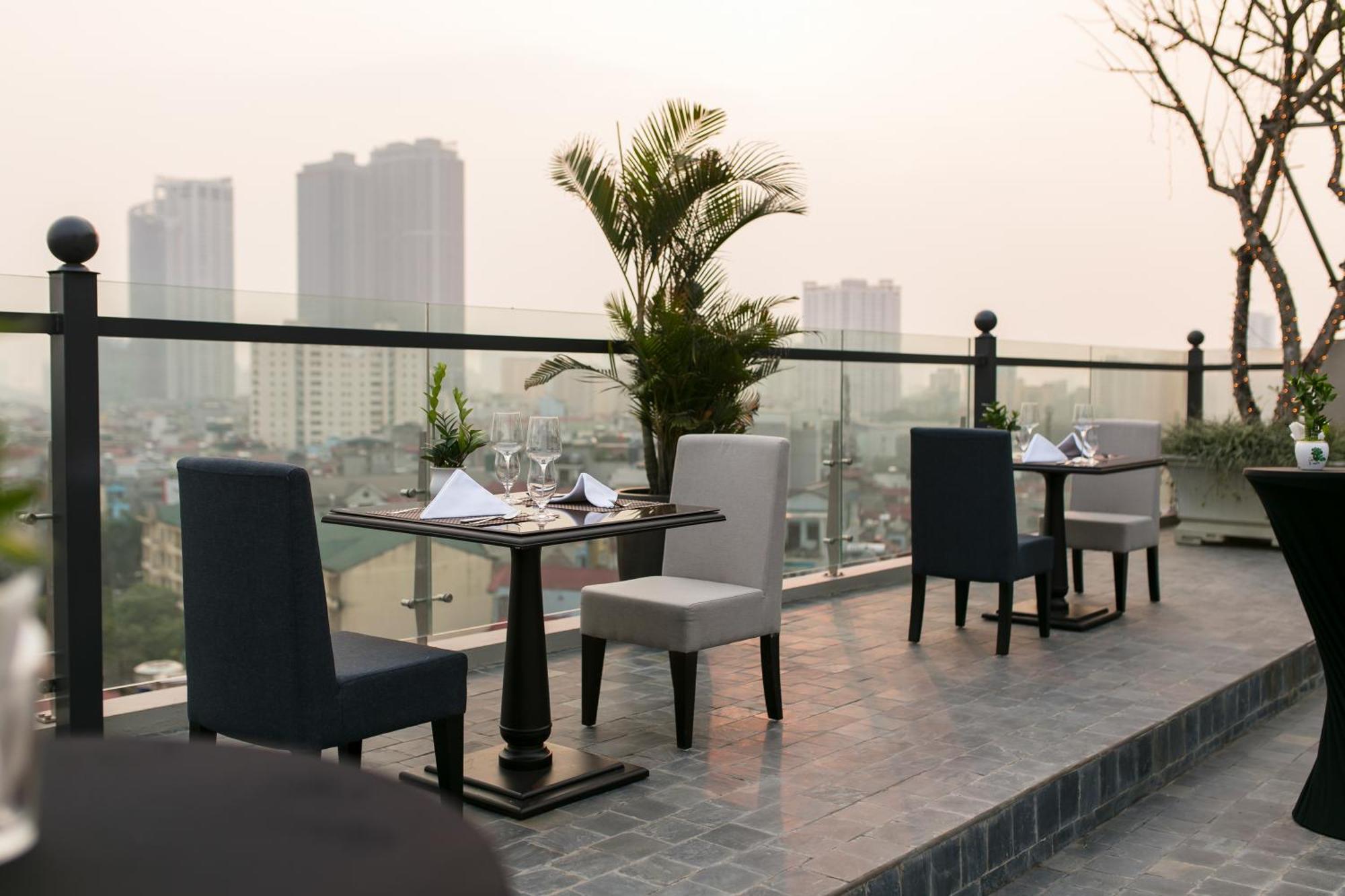 Sen Grand & Managed By Sen Group 4*