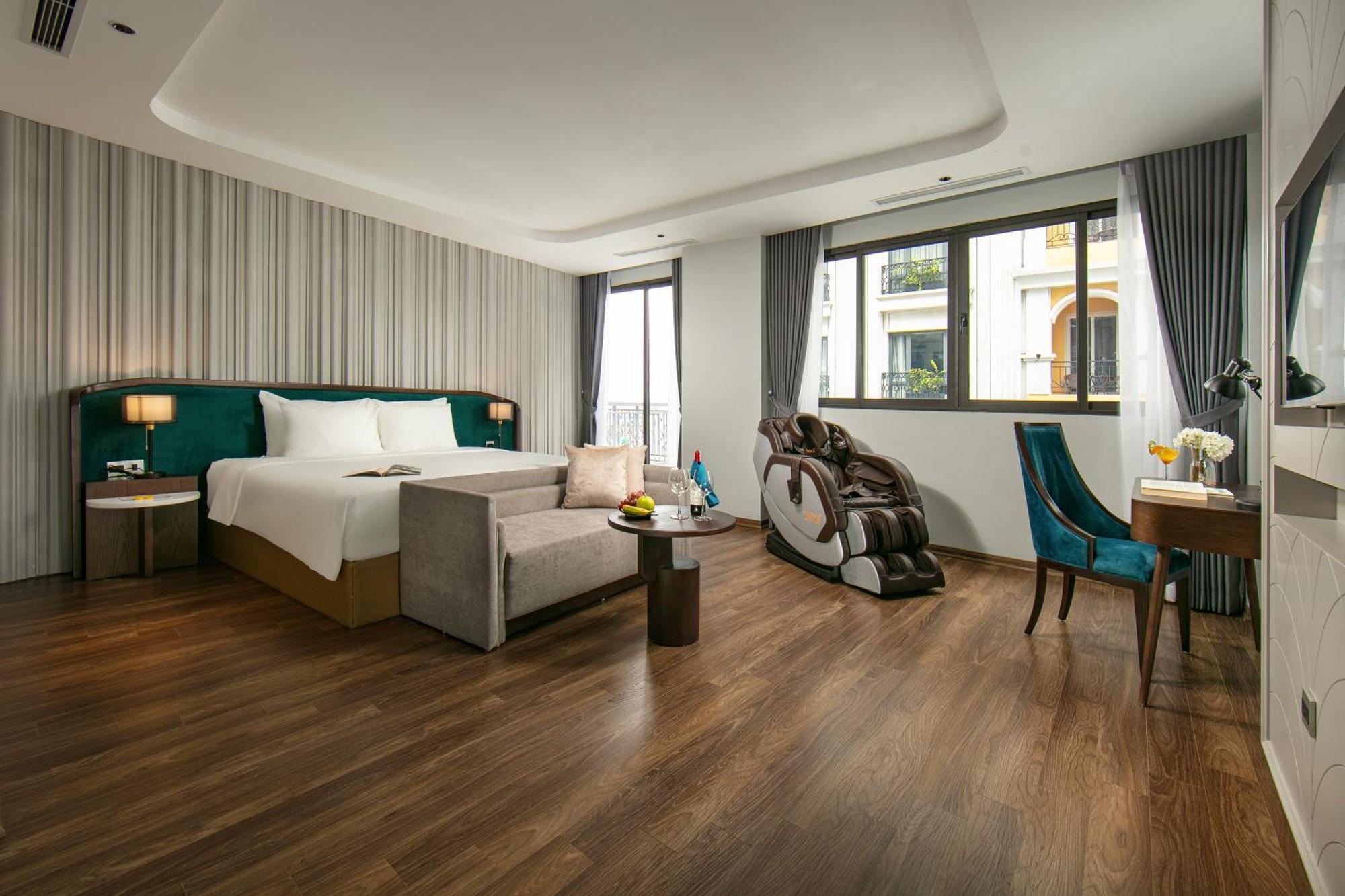 Hotel De Lakeside
