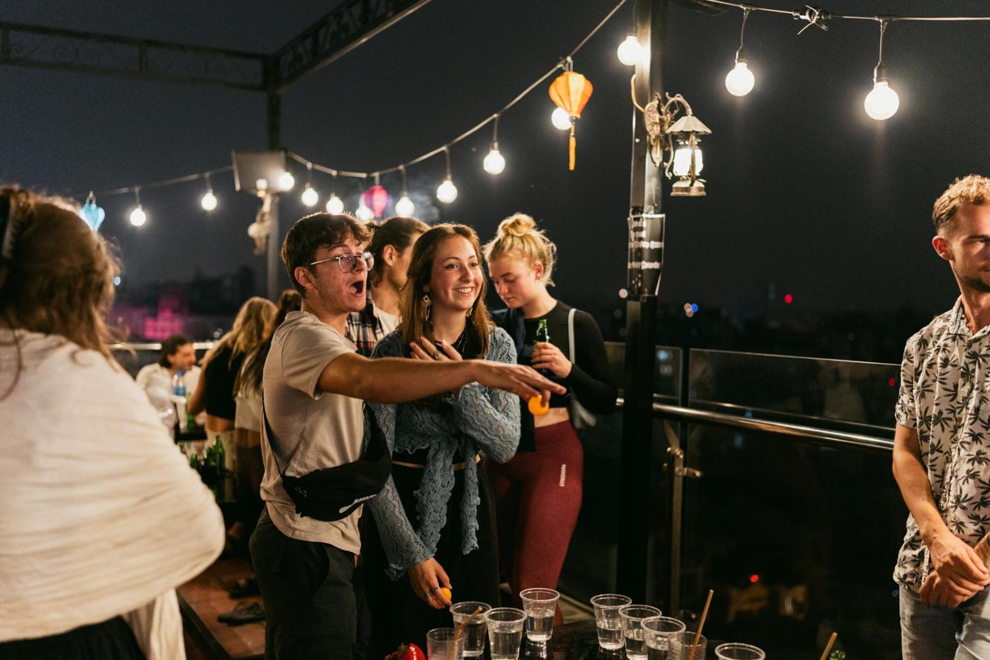 Backpackers & Rooftop Bar