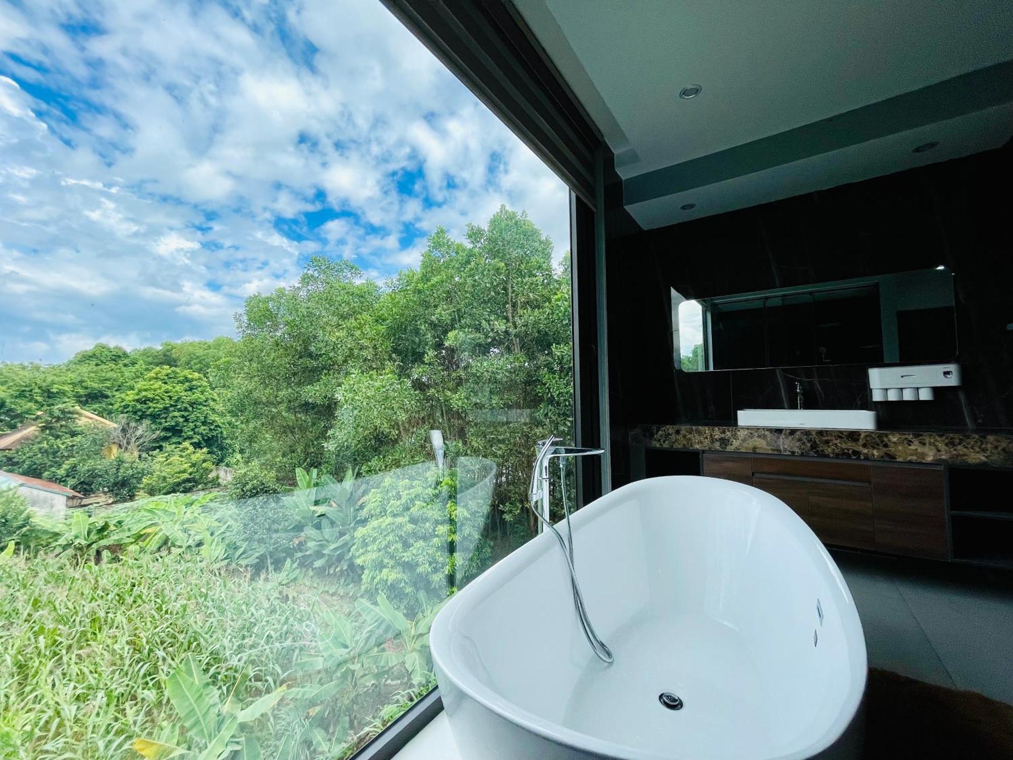 Villa Lala Ba Vi 1.000m² - View Ho, Be Boi Rieng