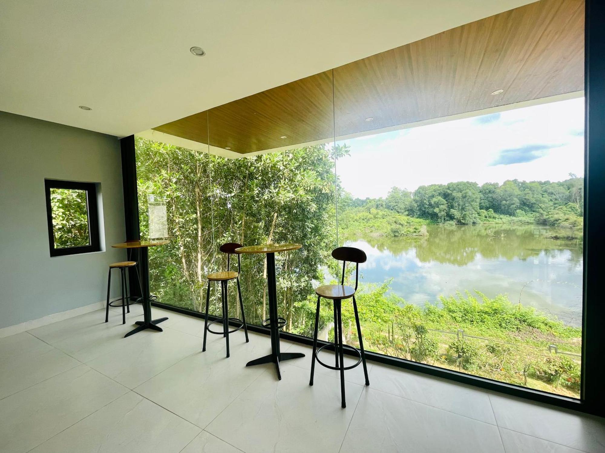 Lala Ba Vi 1.000m² - View Ho, Be Boi Rieng Villa Hanoi