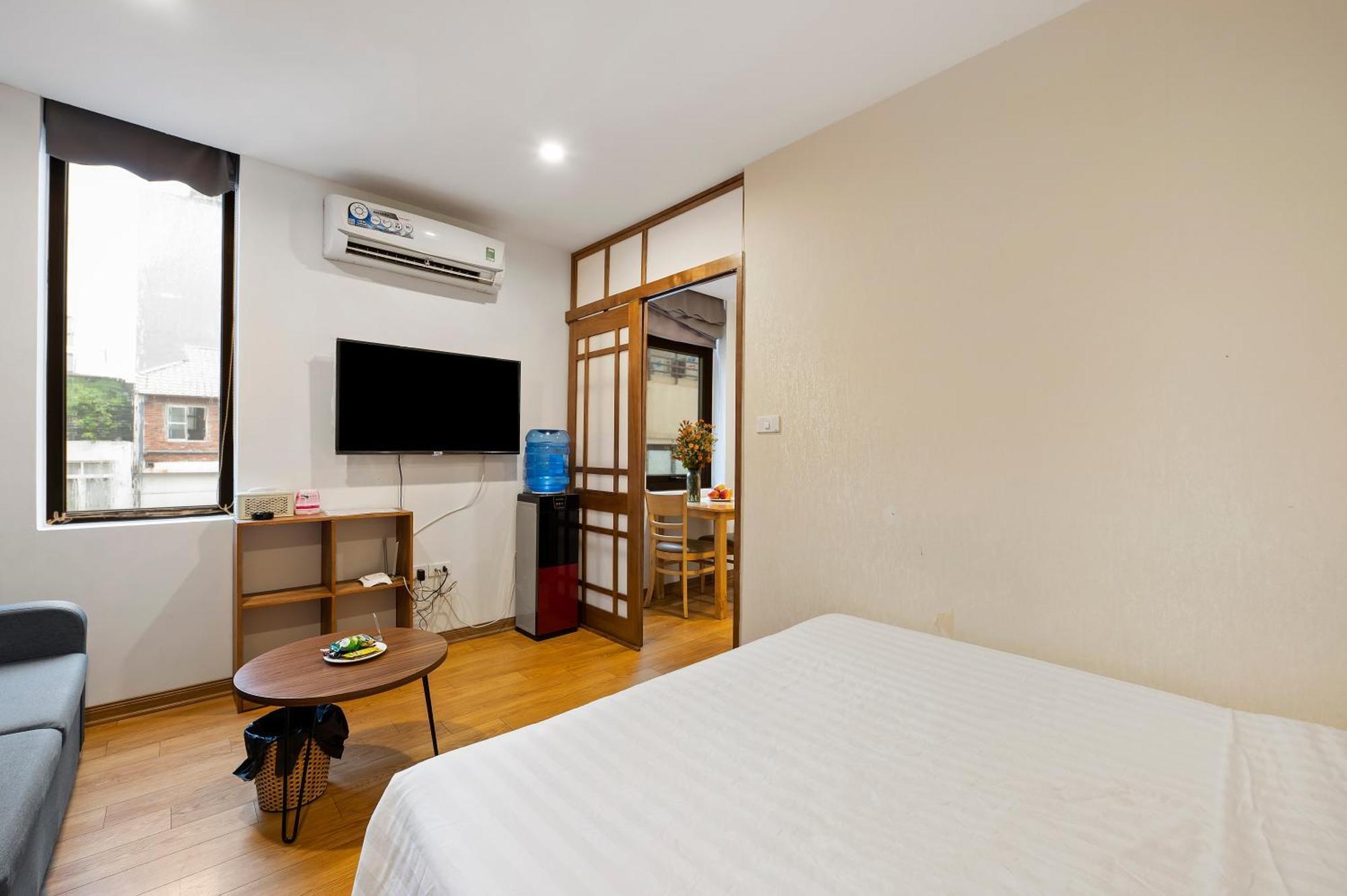 22housing Luxury & 39 Linh Lang Apartment Hanoi