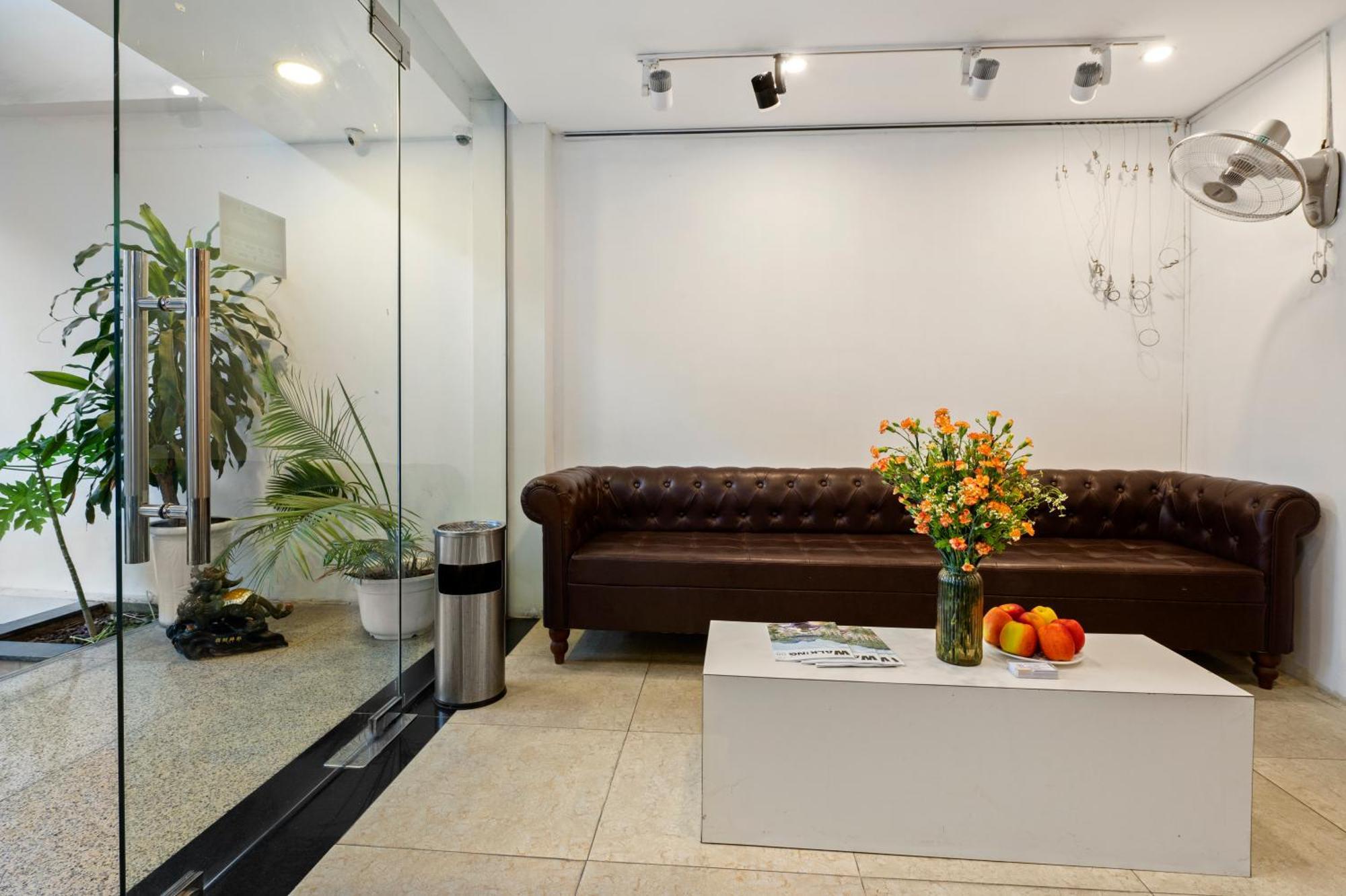 Apartment 22housing Luxury & 39 Linh Lang Hanoi