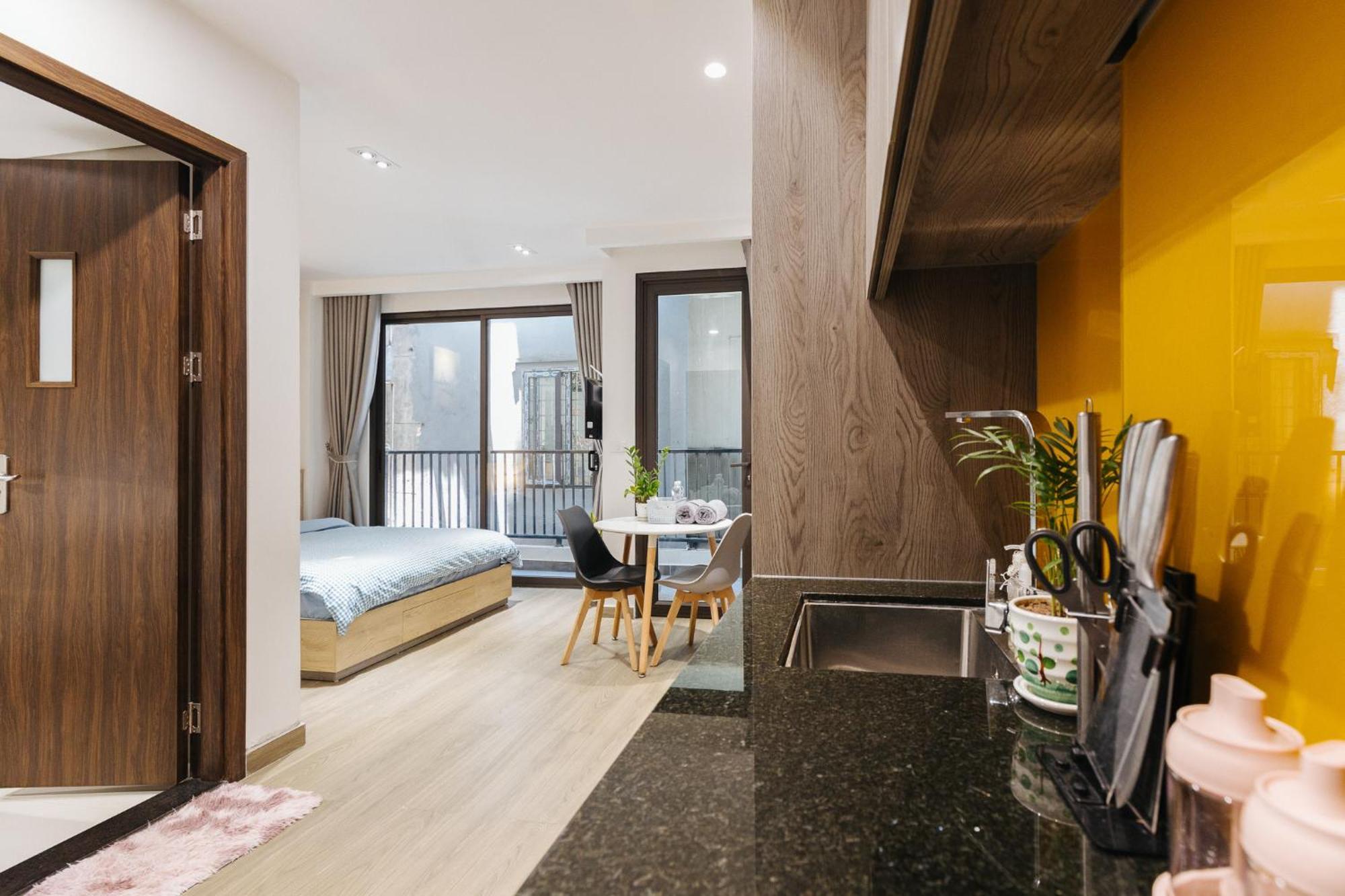 Luck 8 - Westlake Balcony Aparthotel Hanoi
