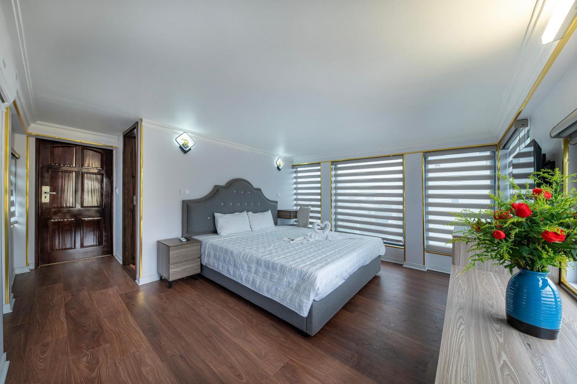 Sofia 3* Hanoi
