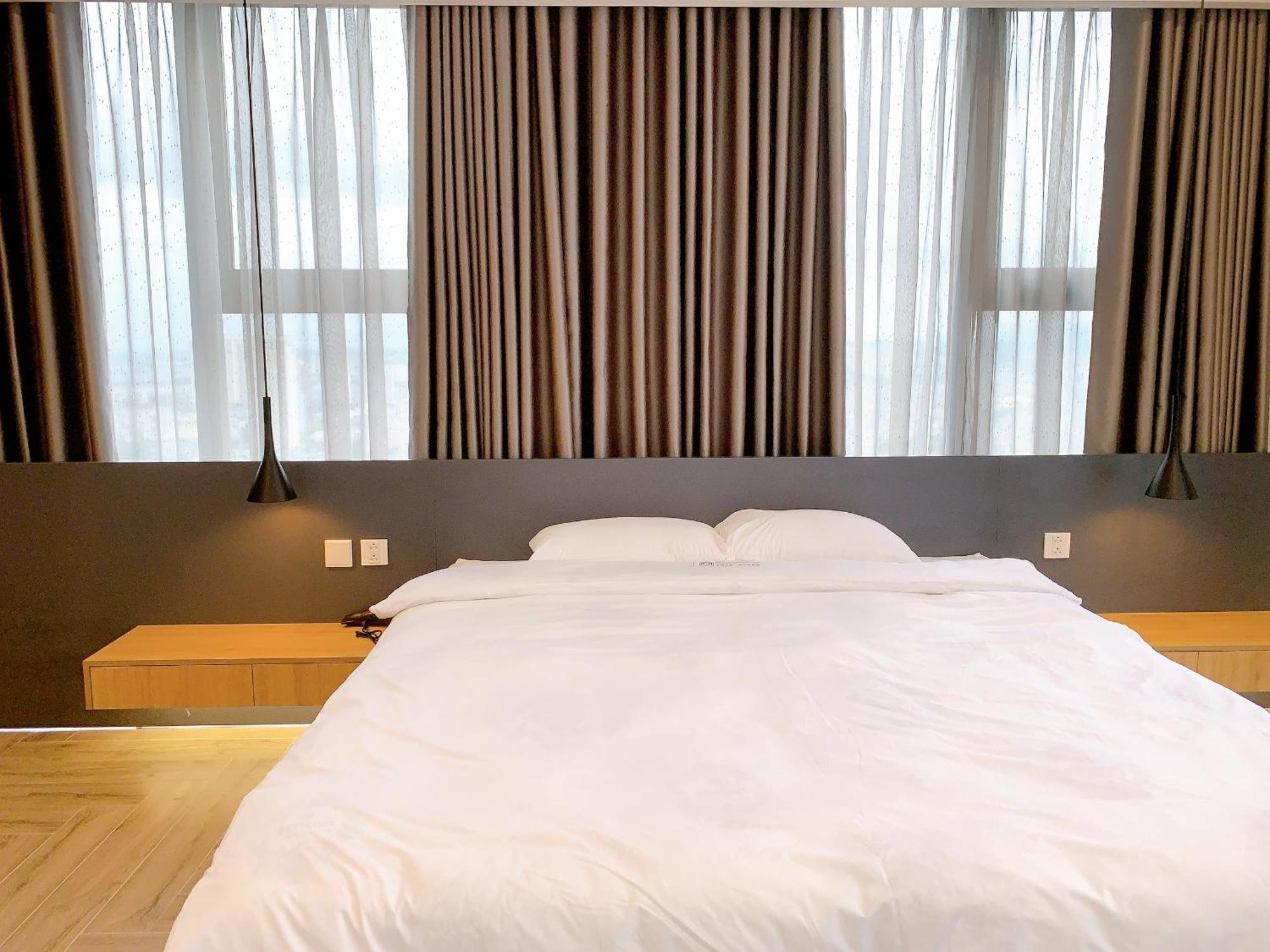 Tsq Apartment