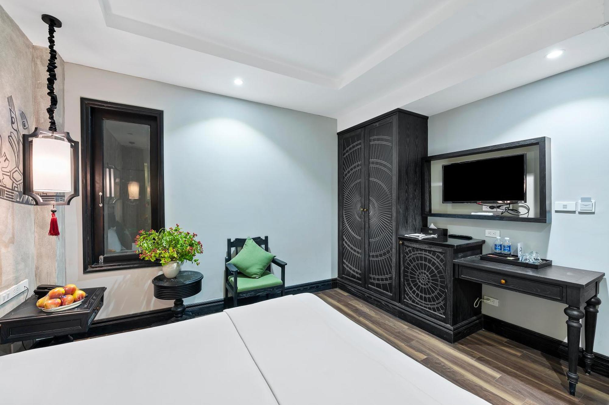 22land & 52 Ngo Huyen Hotel