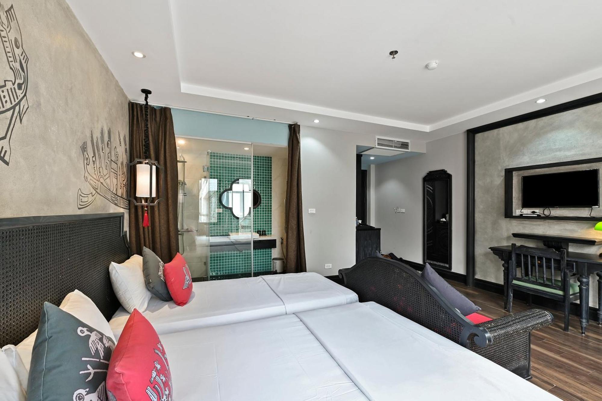 22land & 52 Ngo Huyen