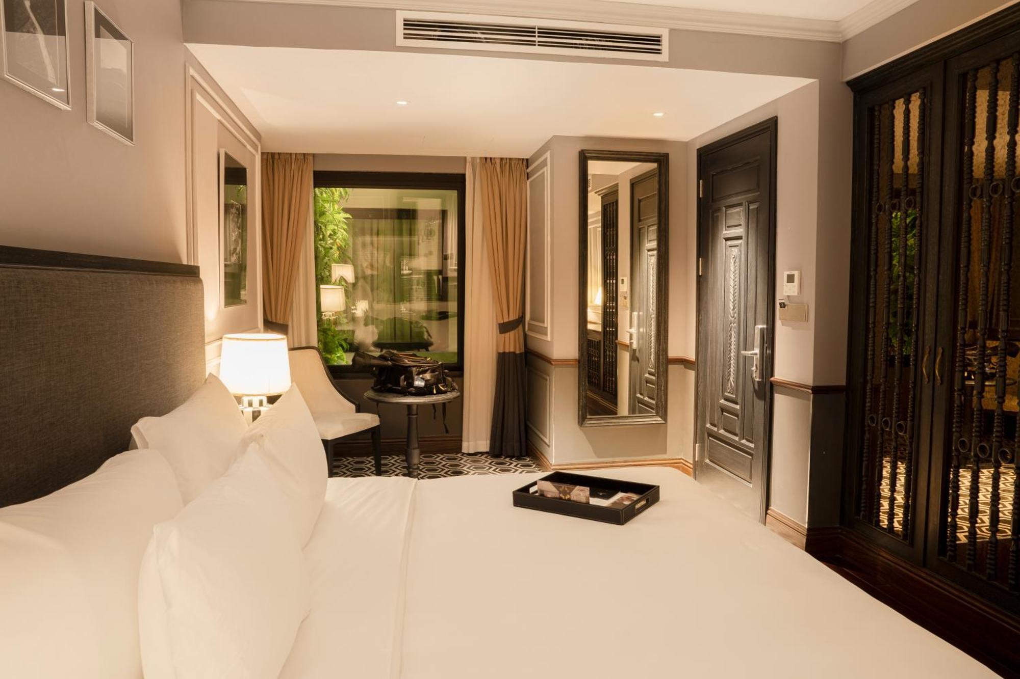 La Sinfonia Citadel And Hotel Hanoi