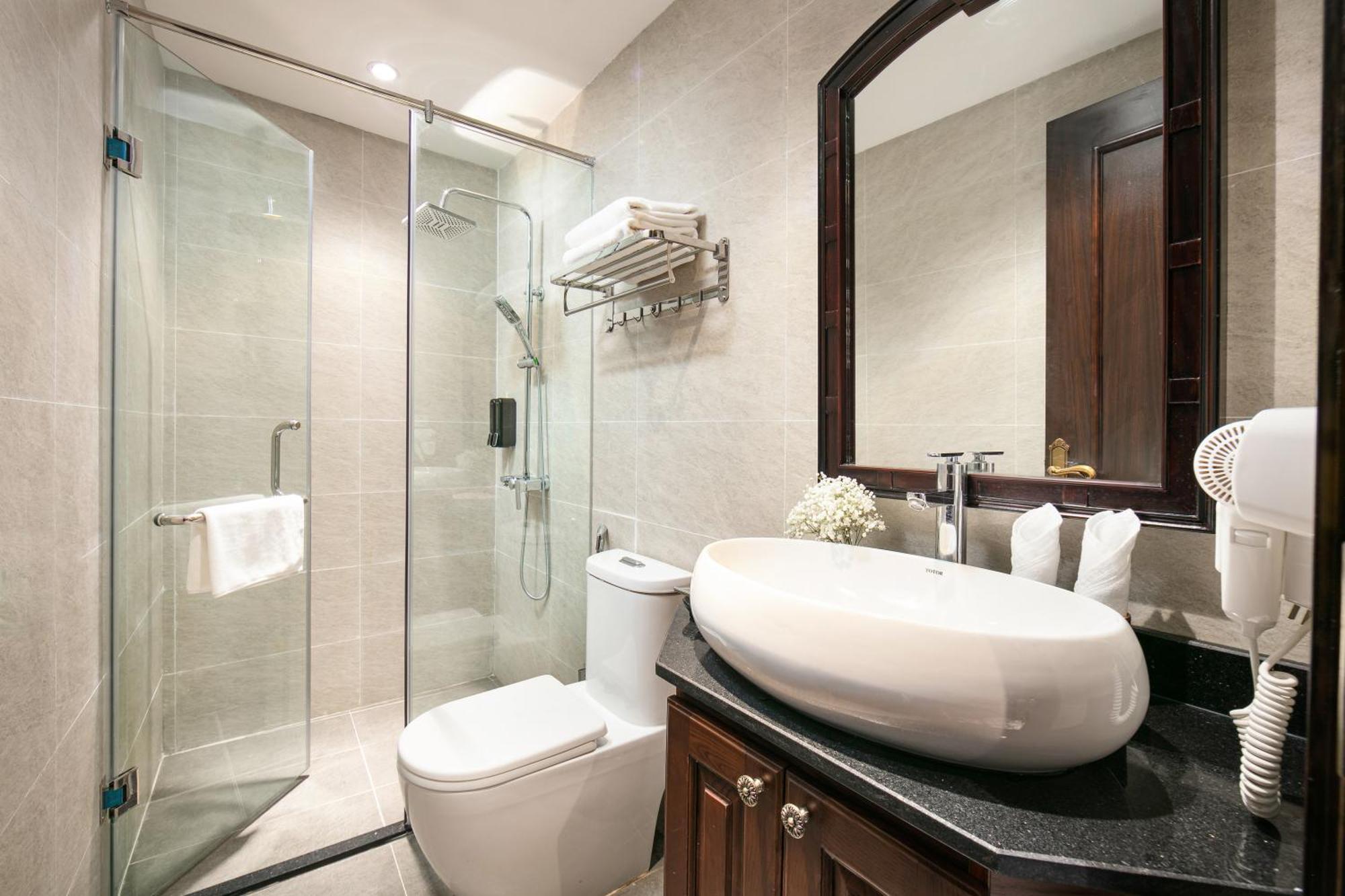 Hotel Salute Premium Hotel & Spa Hanoi