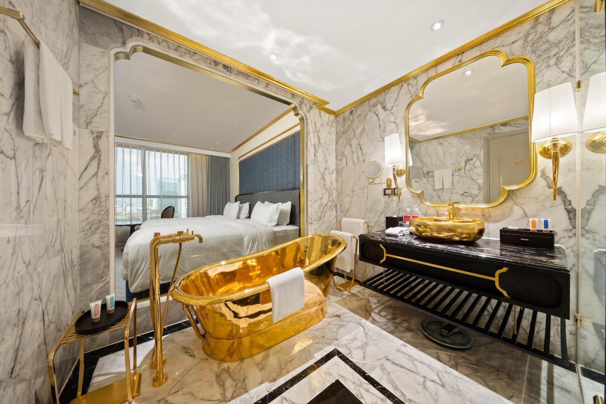 Dolce By Wyndham Golden Hotel
