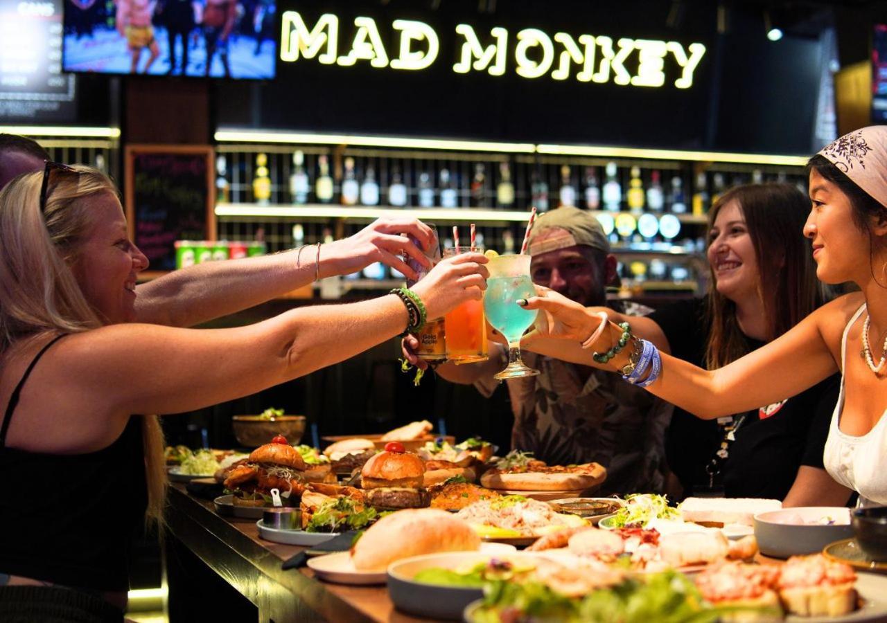 Mad Monkey Hostel Hanoi
