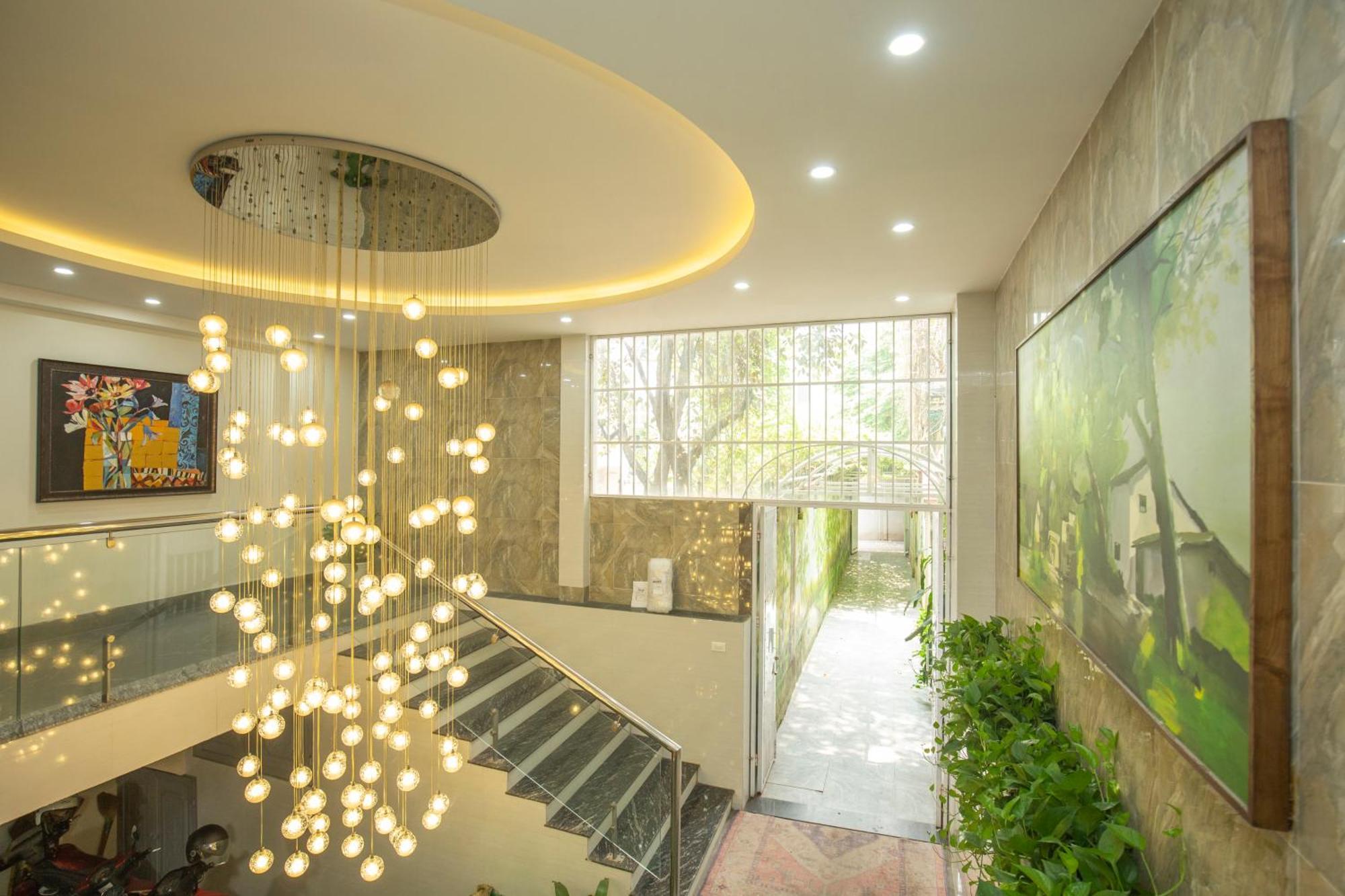 The Valley - Westlake Apartment *