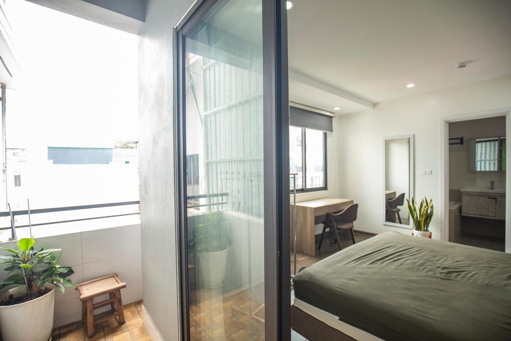 The Valley - Westlake Apartment