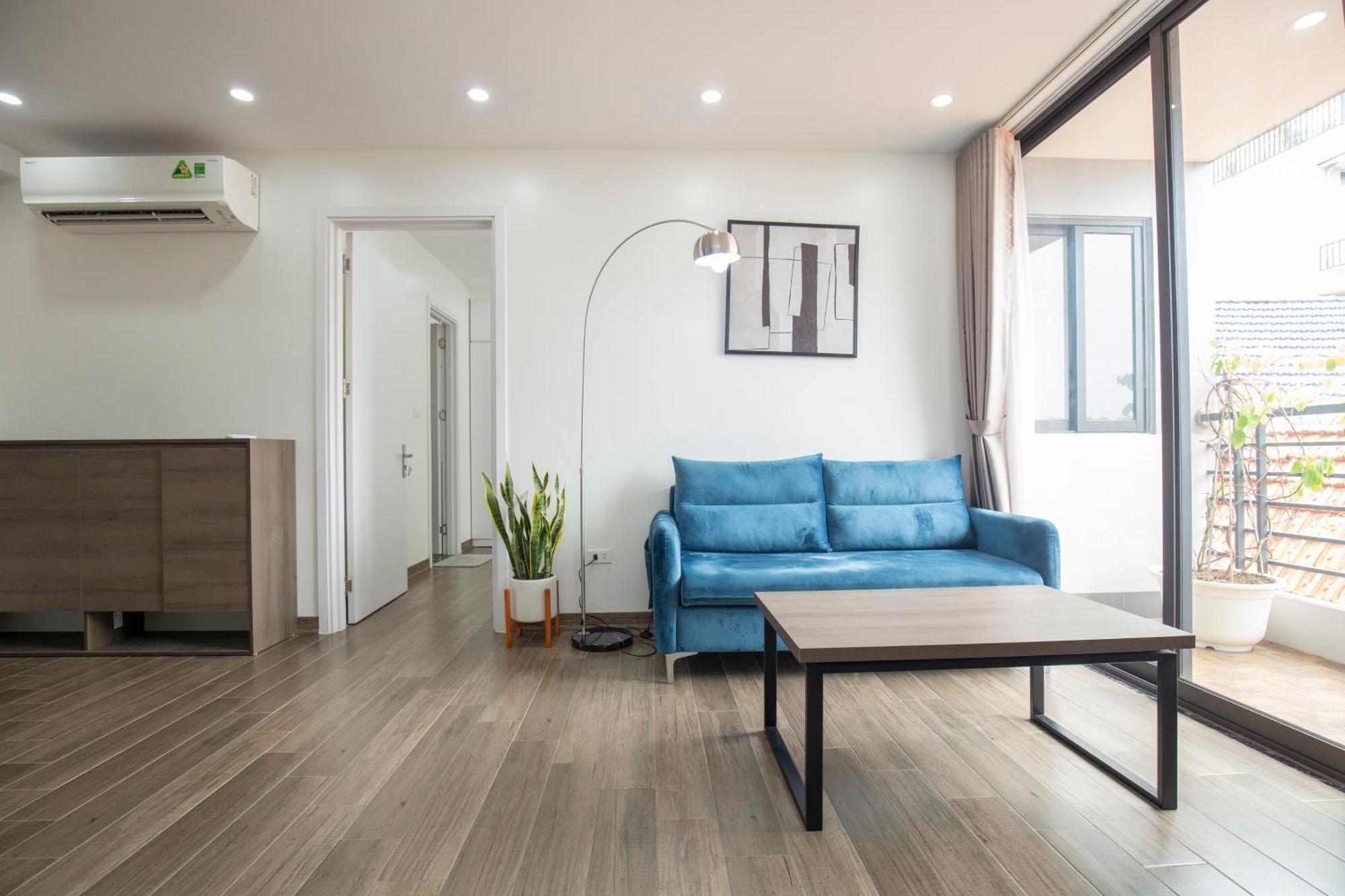 The Valley - Westlake Apartment