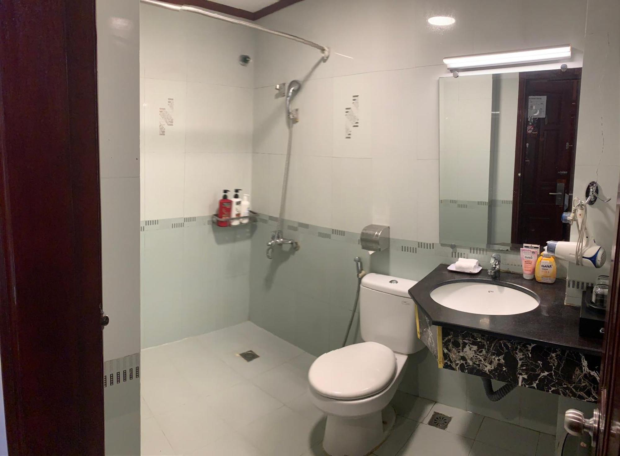 Hotel A25 - 61 Luong Ngoc Quyen Hanoi