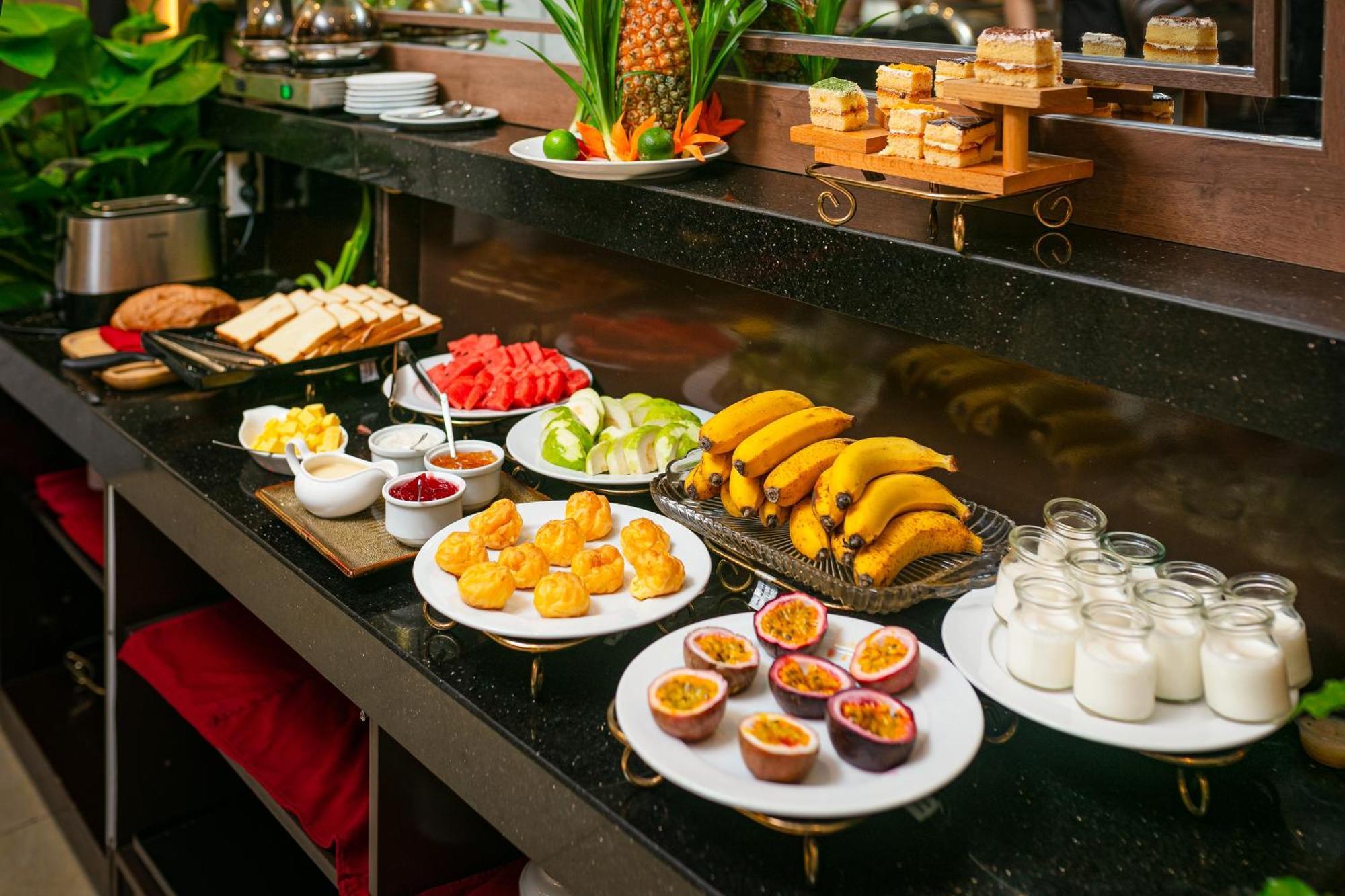 La Palm Premier & Hotel