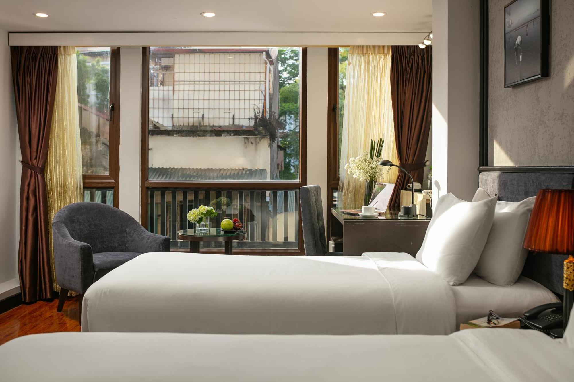 Hotel La Palm Premier &