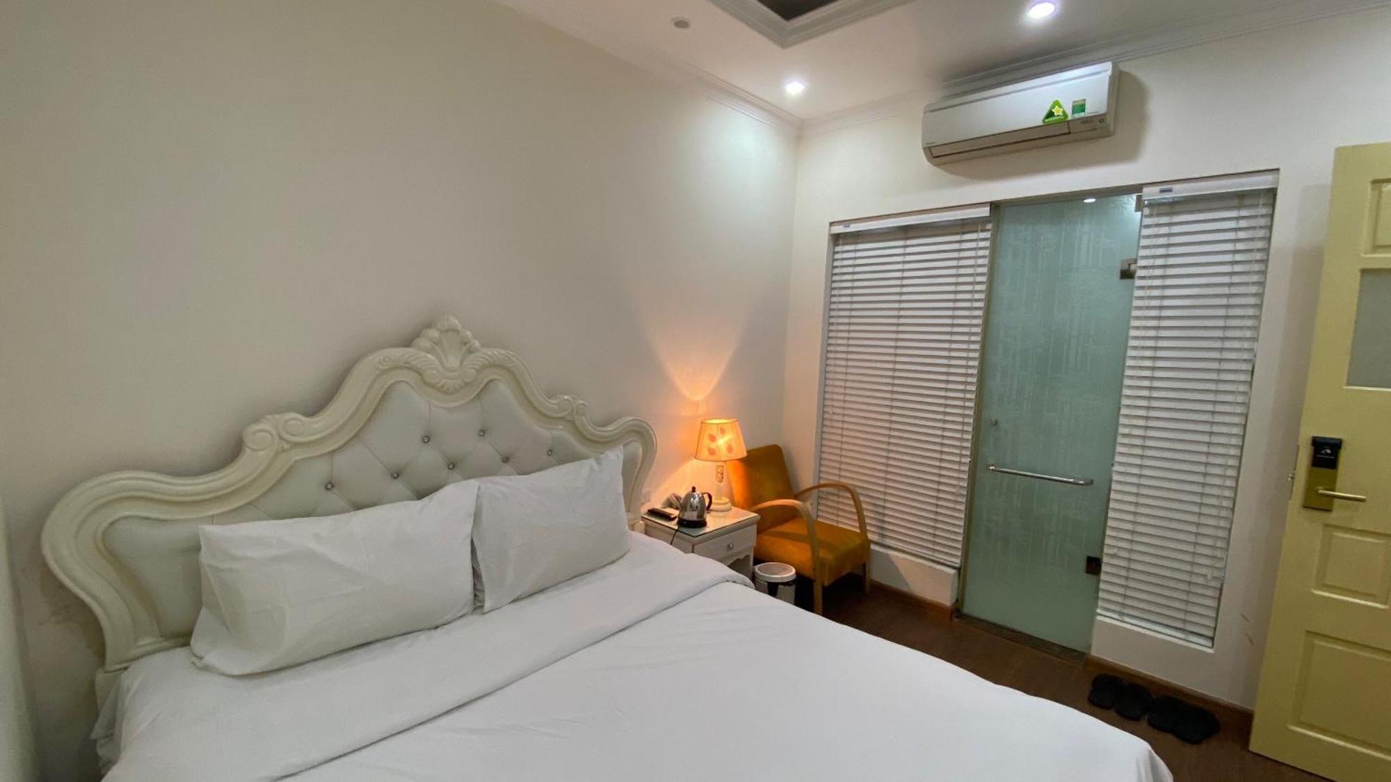 Milton Boutique Hanoi