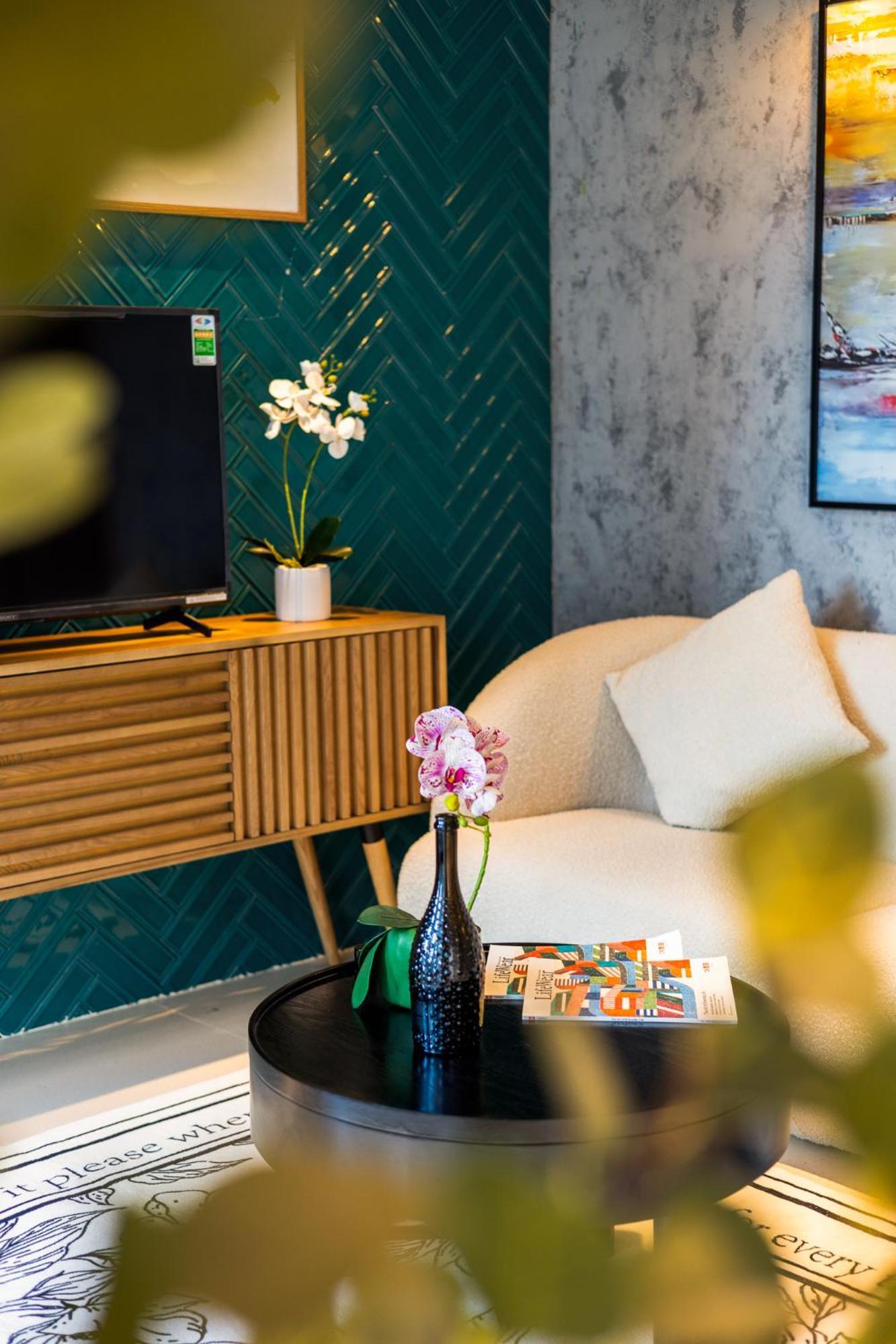 Cara Rustic Aparthotel 4*
