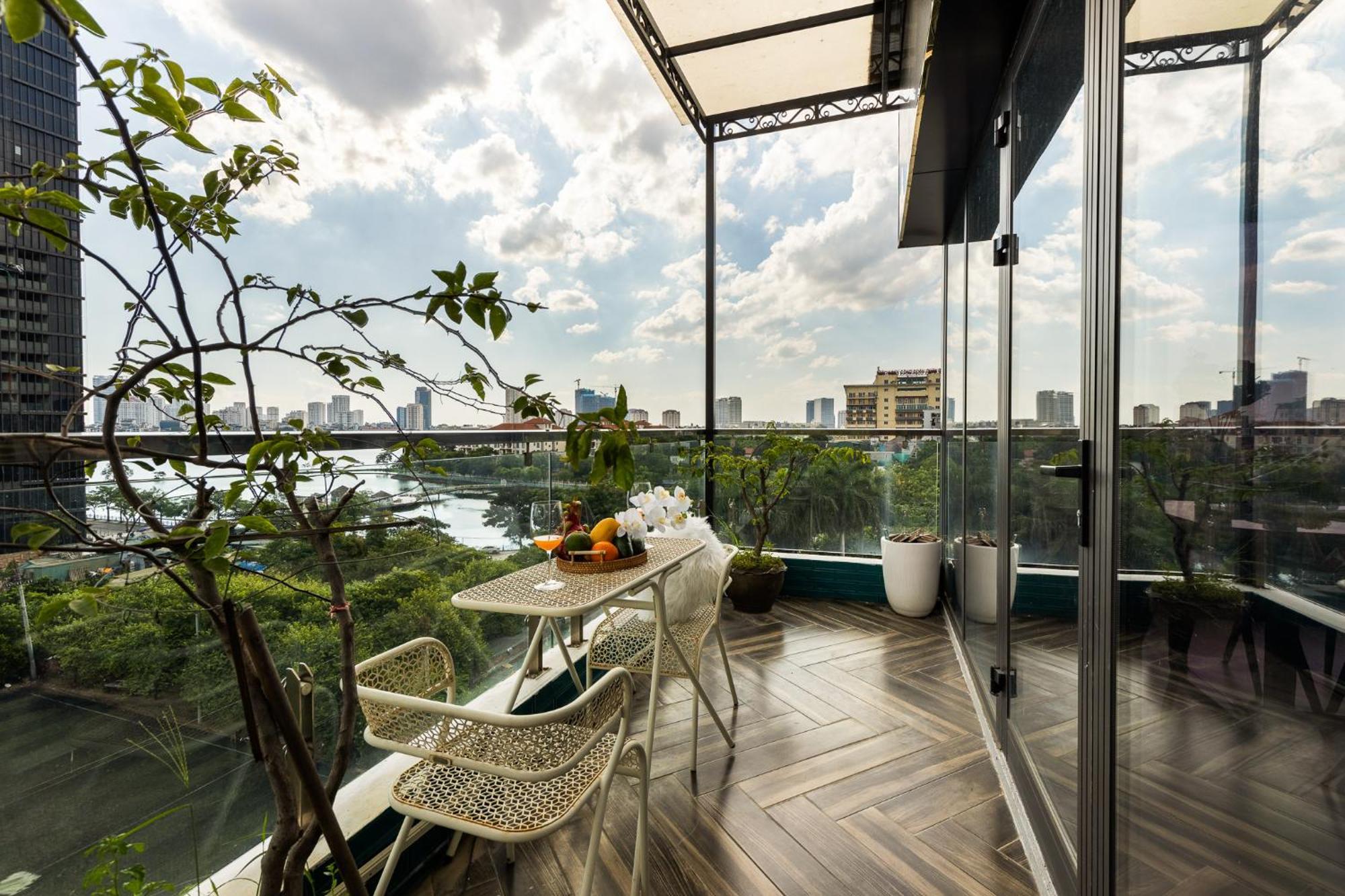 Cara Rustic Hanoi