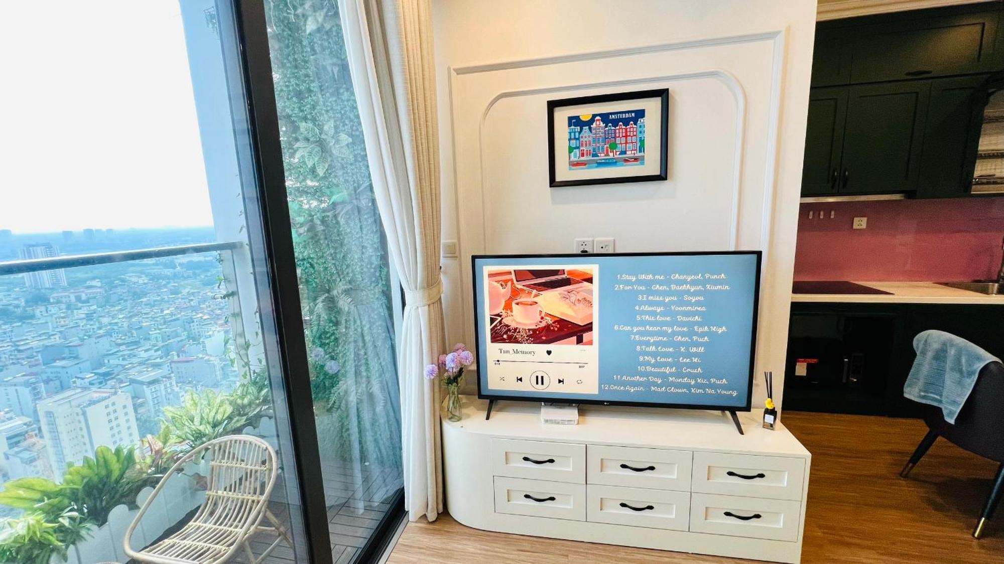 Nanahousing-vinhomes Skylake-luxury Near Keangnam Apartment Hanoi
