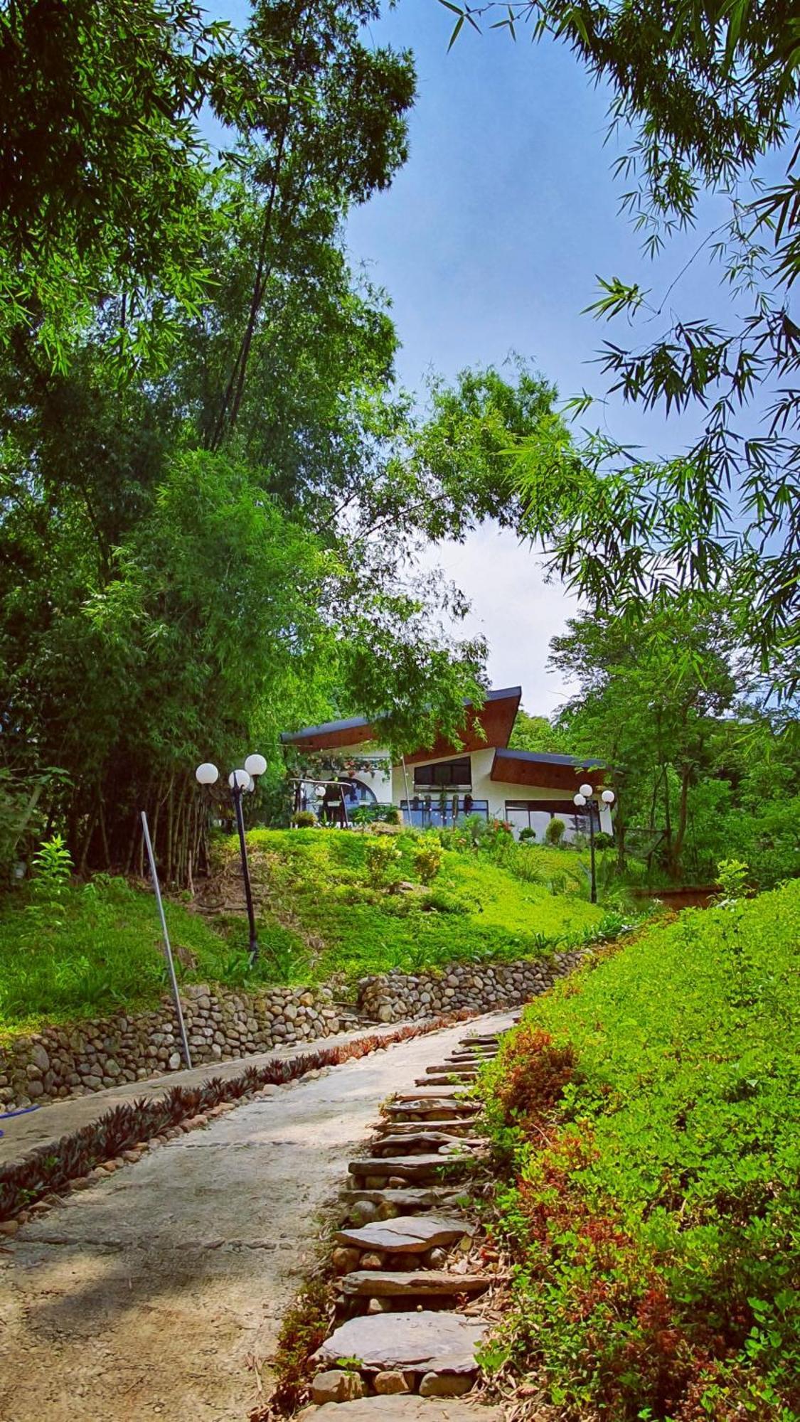 Doc Chill - Gan Ba Vi, View Nui, Gan Ho, 40ph Di Tu Trung Tam Ha Noi Biệt thự *