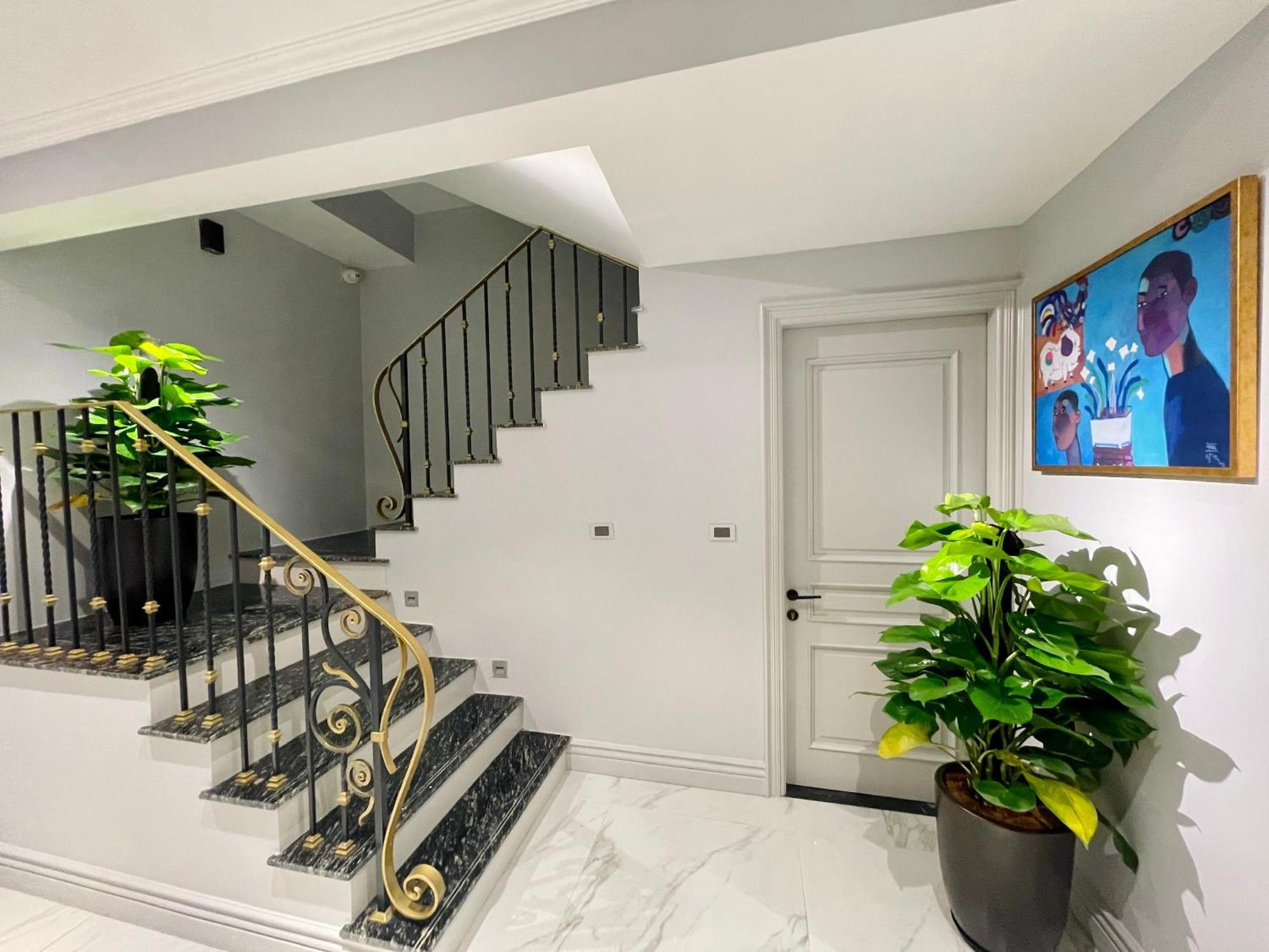 By Vitrine Apartment Hanoi