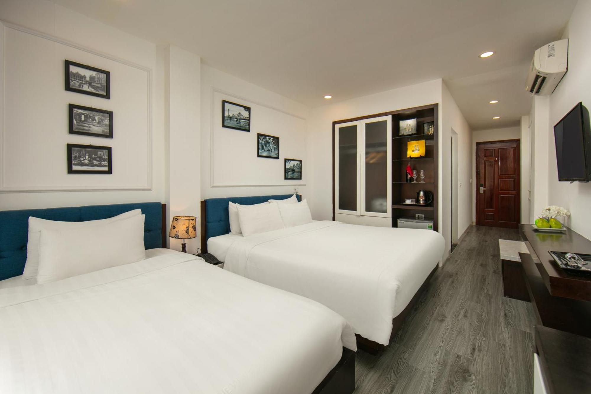 Dream Hotel