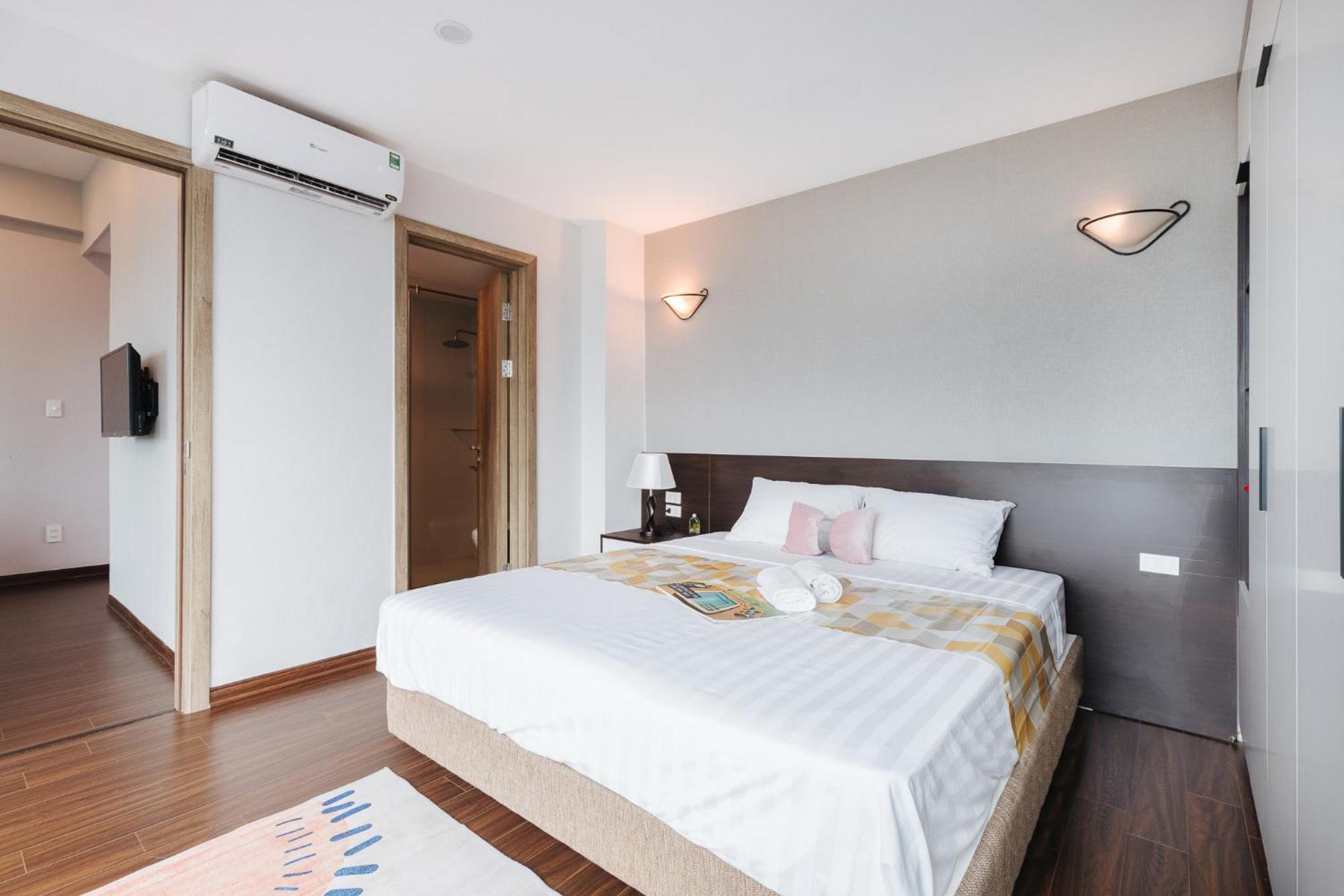 Khách sạn Ivy & - 24h
