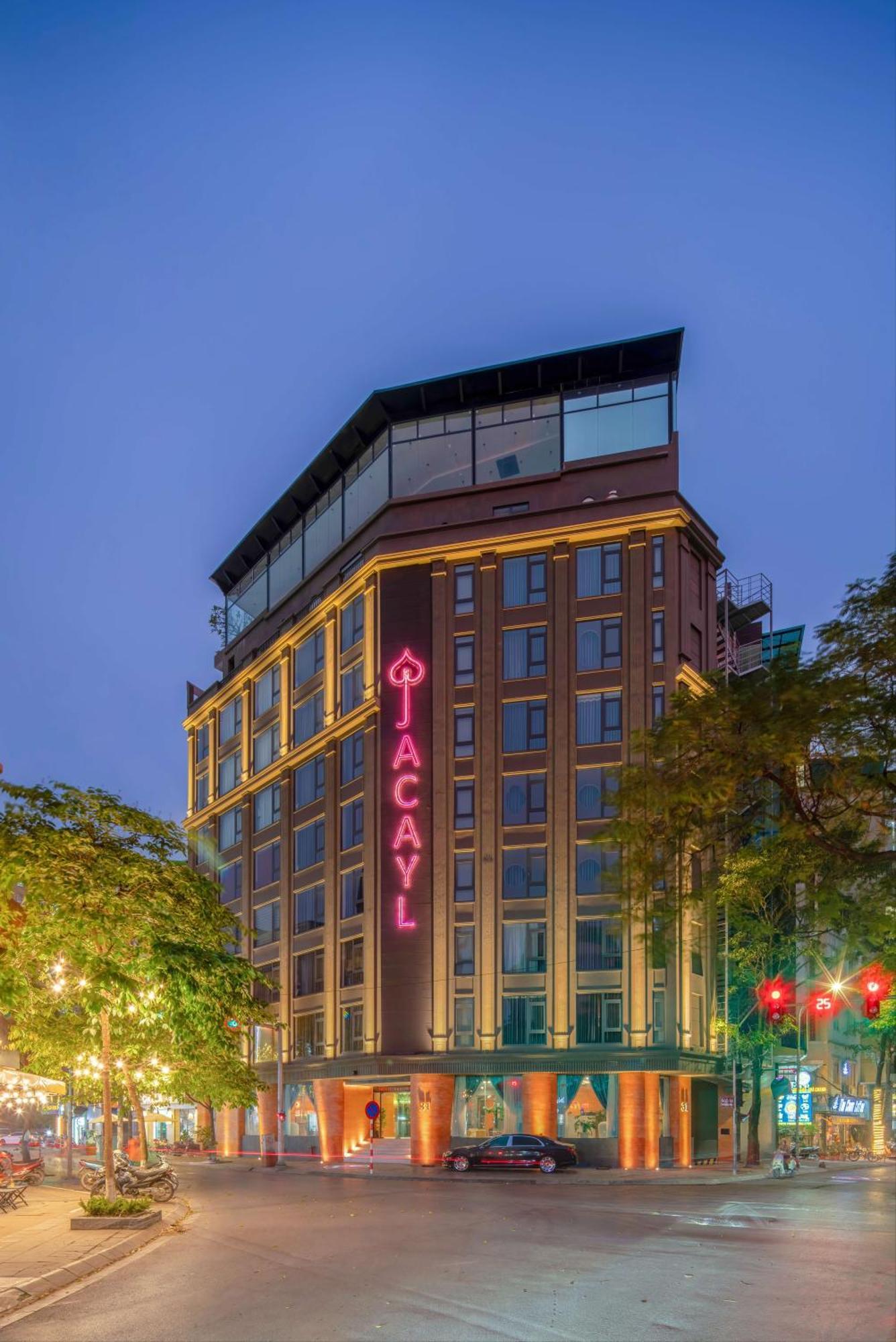 Jacayl Tcg Hotel