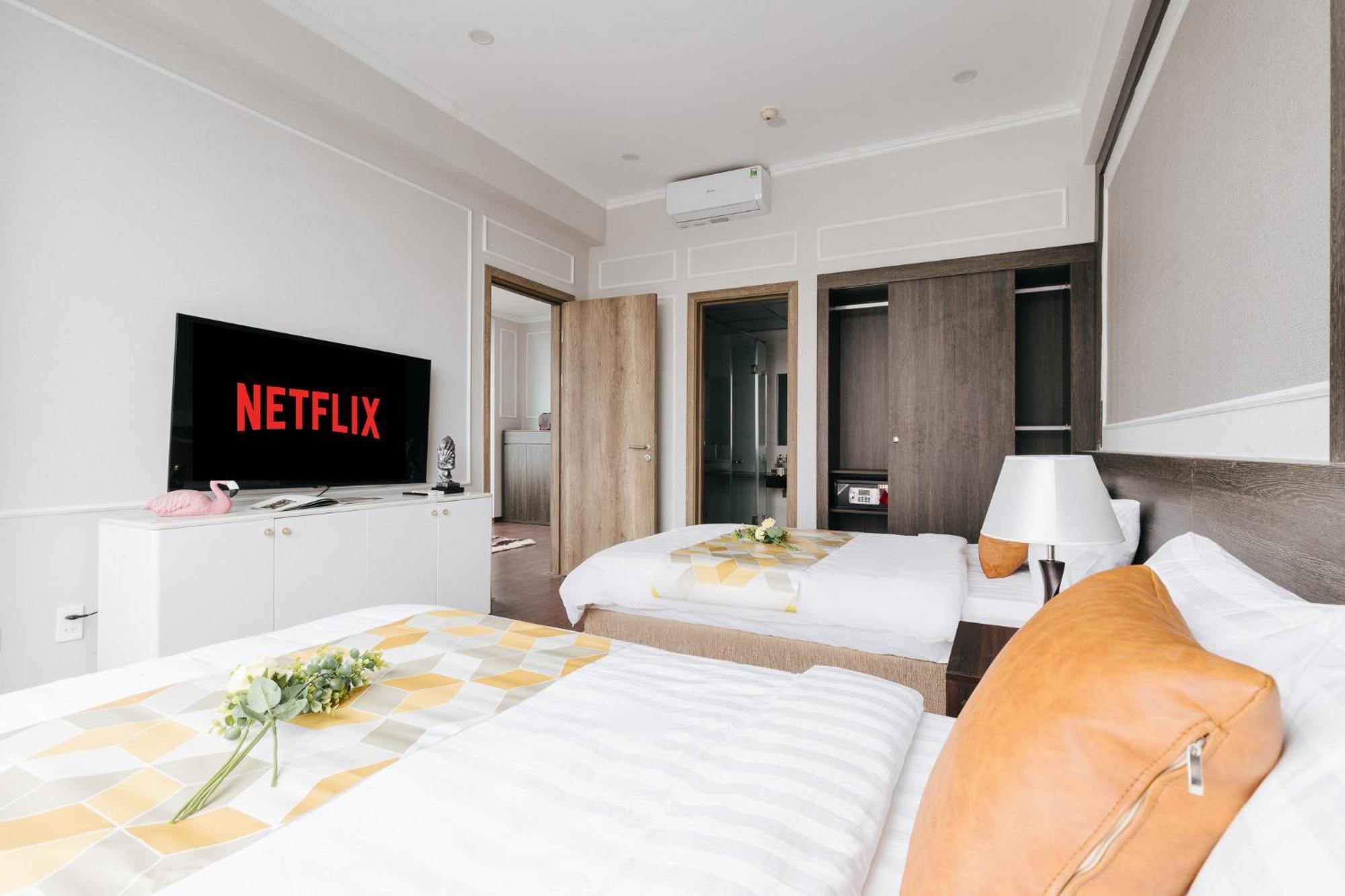 Ivy & - 24h Khách sạn Hà Nội