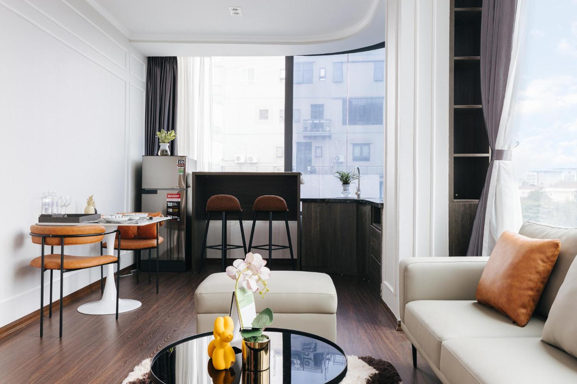 Ivy & - 24h Khách sạn 4*