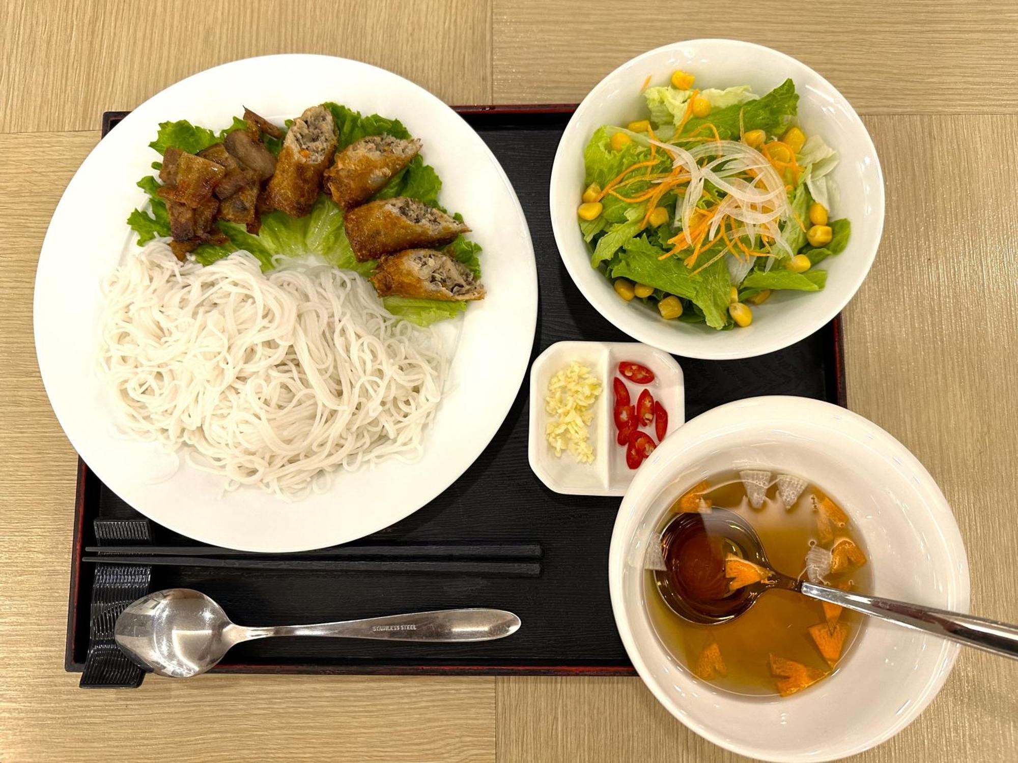 Yah & 3* Hà Nội