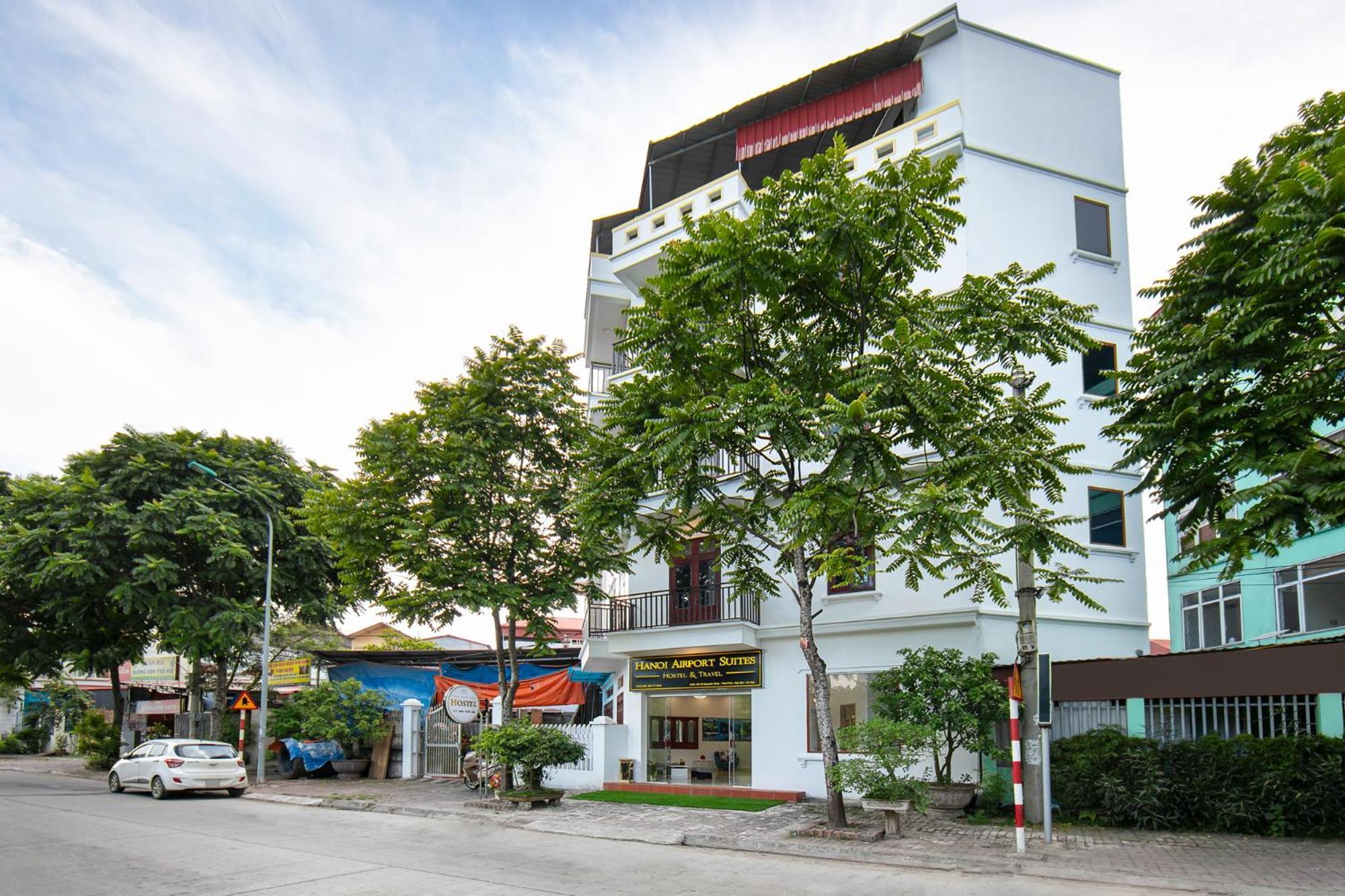 Airport & Travel Hostel *