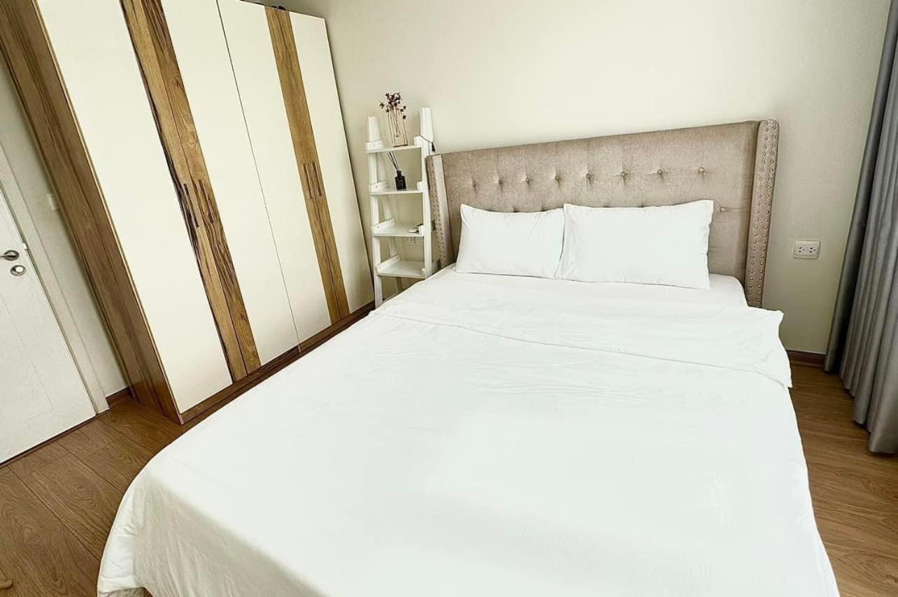 Aura Iris Homestay *