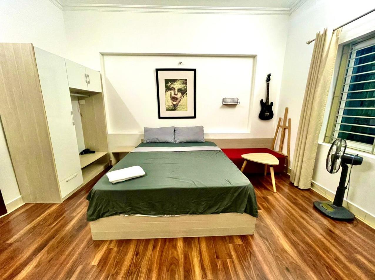 1332 Bedroom Chilling Close Ho Tay Sunlight Hanoi