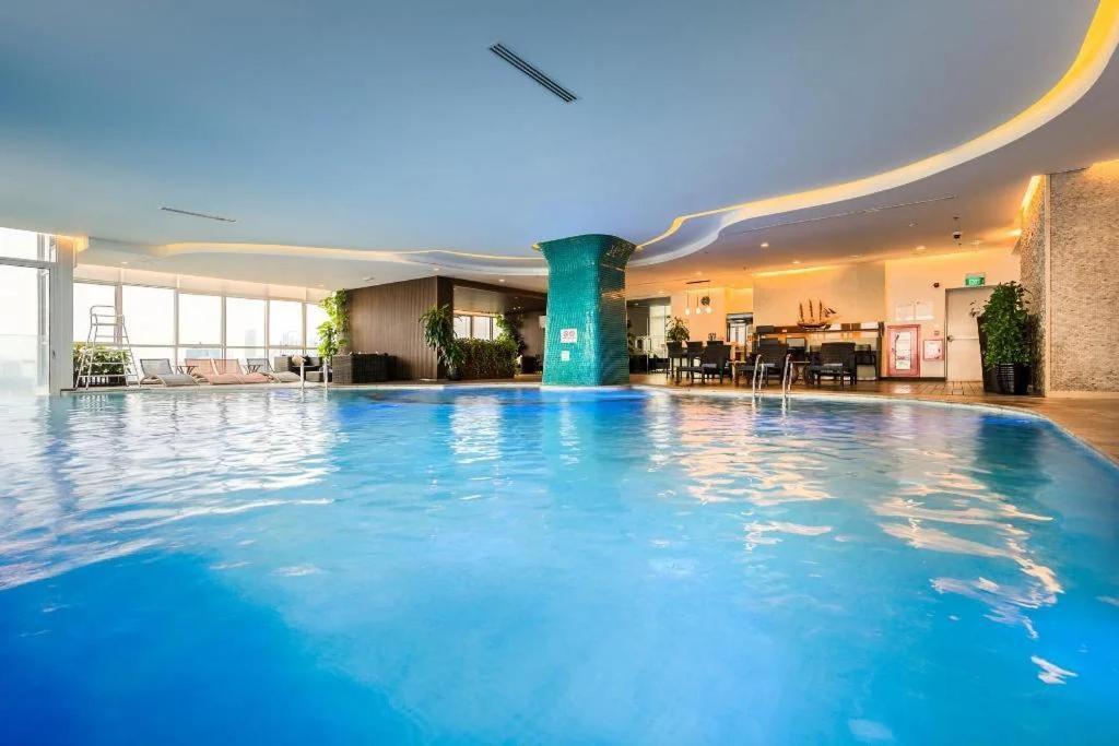 Centered Modern With Pool & Gym Apartment Hanoi
