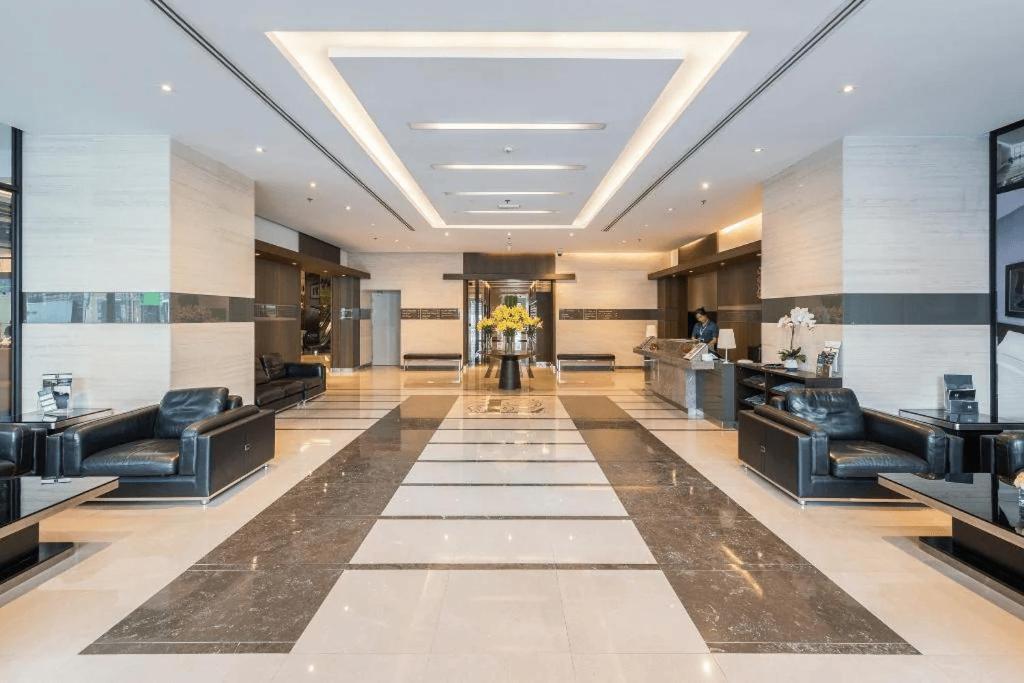 Centered Modern With Pool & Gym * Hanoi