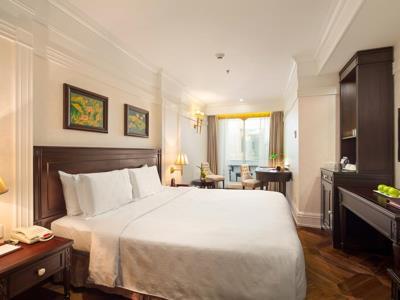 Silk Path Boutique 4*