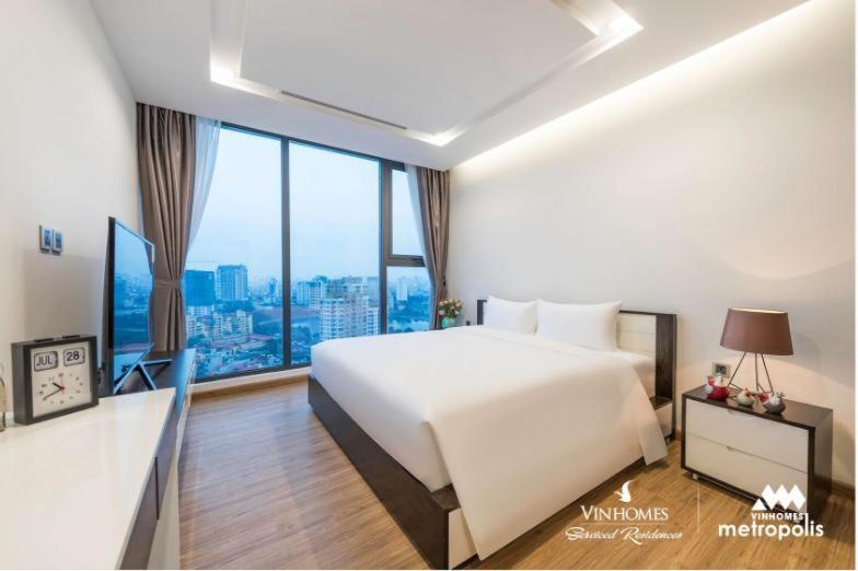 Vinhomes Metropolis & Hanoi