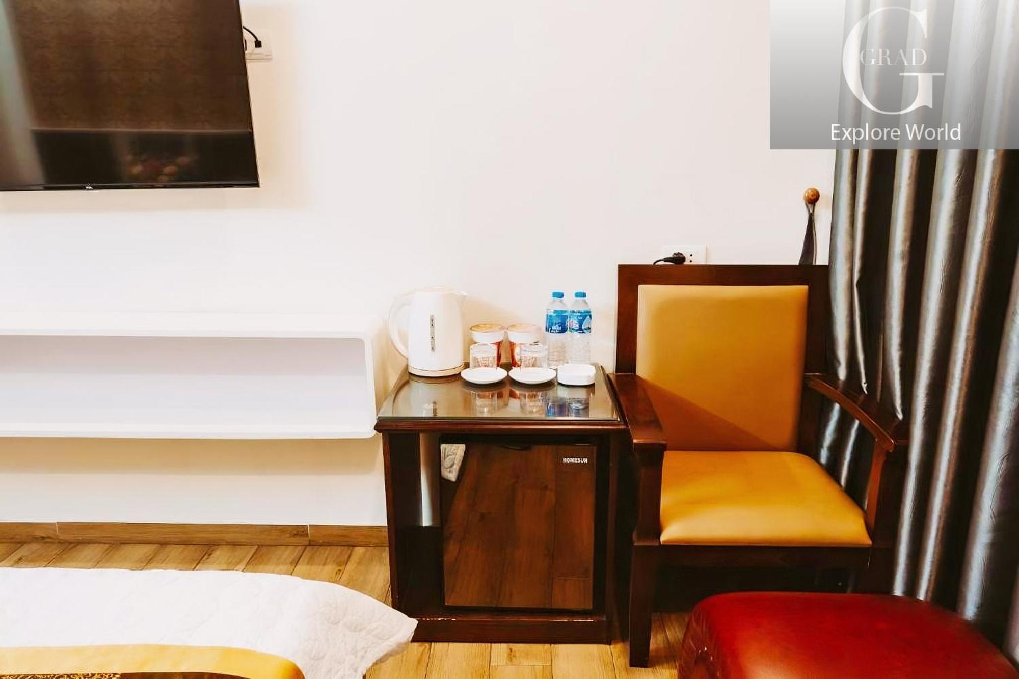 Phuong Nam Luxury Hotel Long Bien * Hanoi